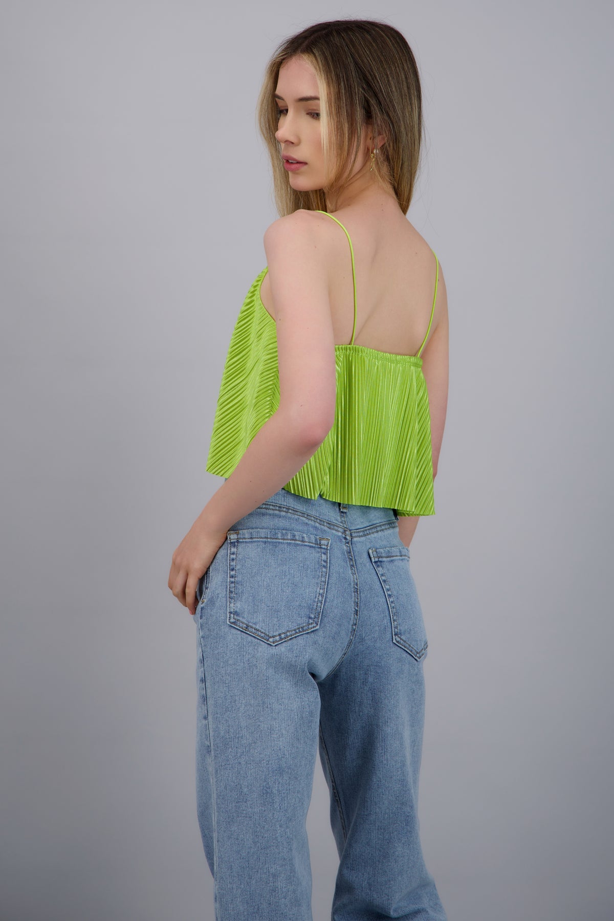 LIGHT GREEN