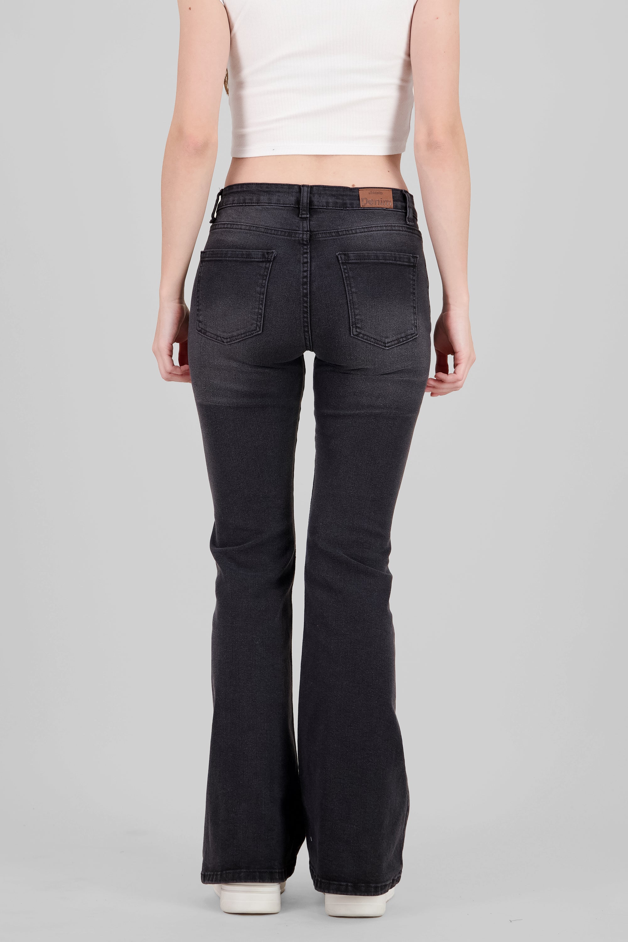 Jeans flare deslavado NEGRO