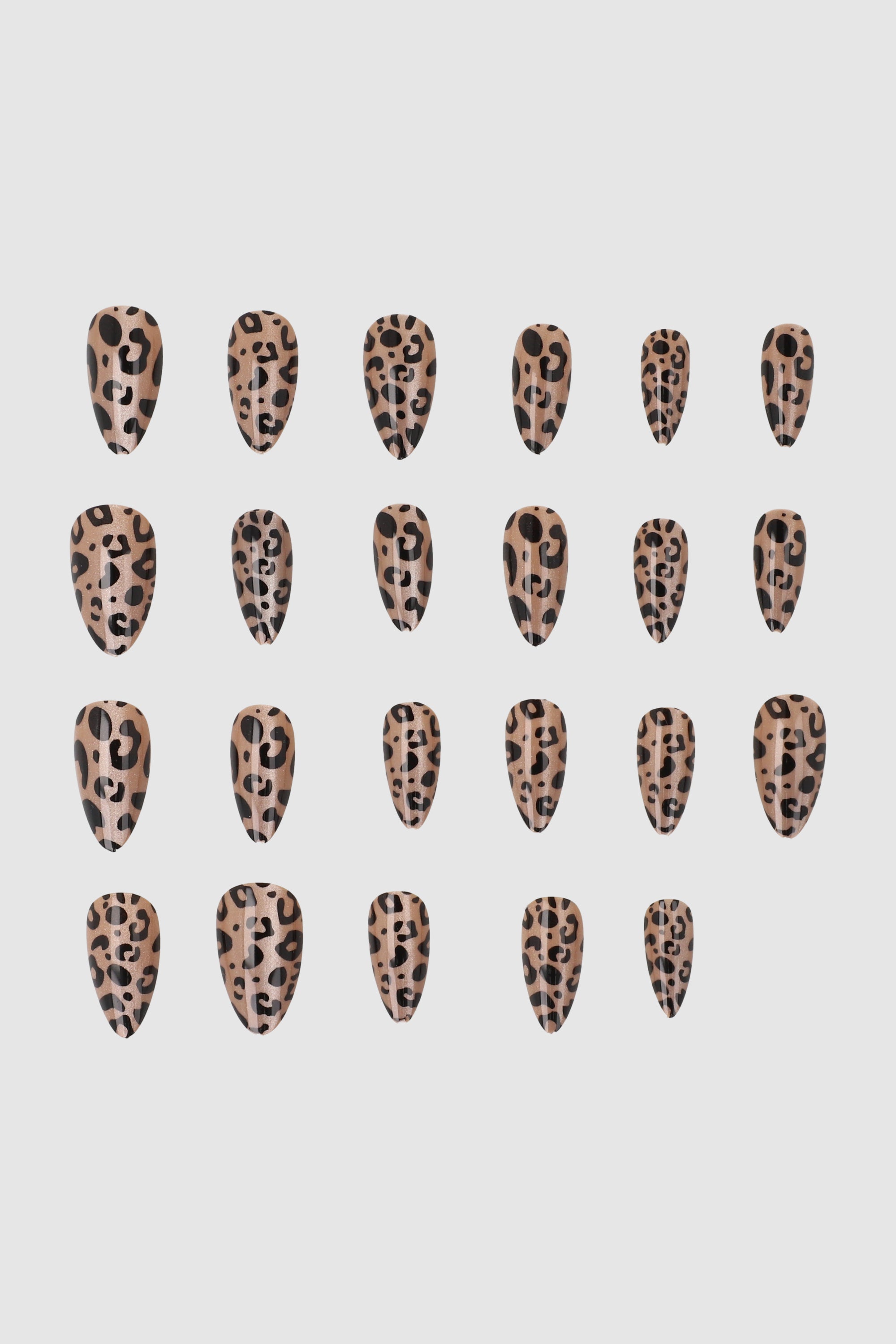 Set 24 uñas ojo de gato animal print NUDE