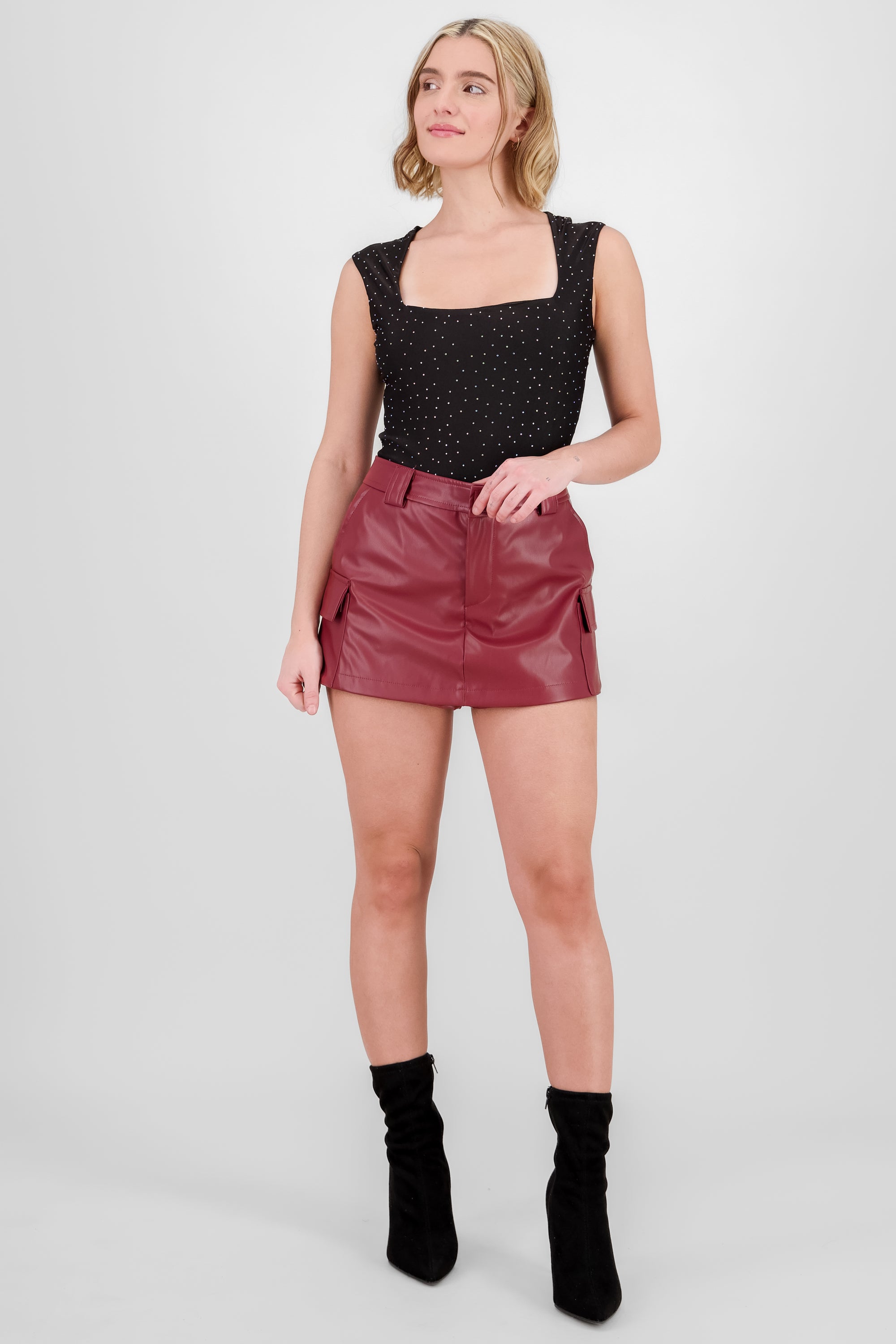 Falda short lisa PU VINO