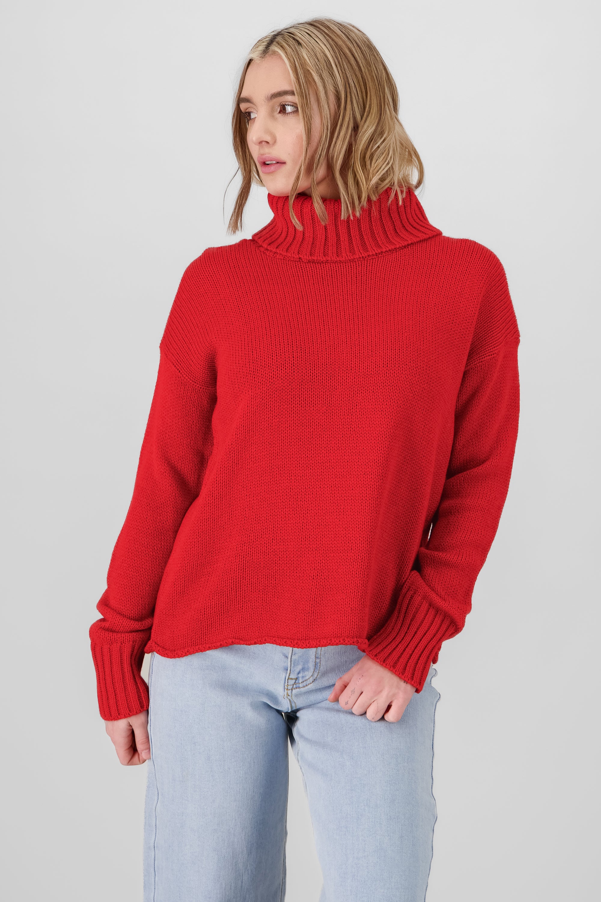 Sueter tejido cuello alto ROJO