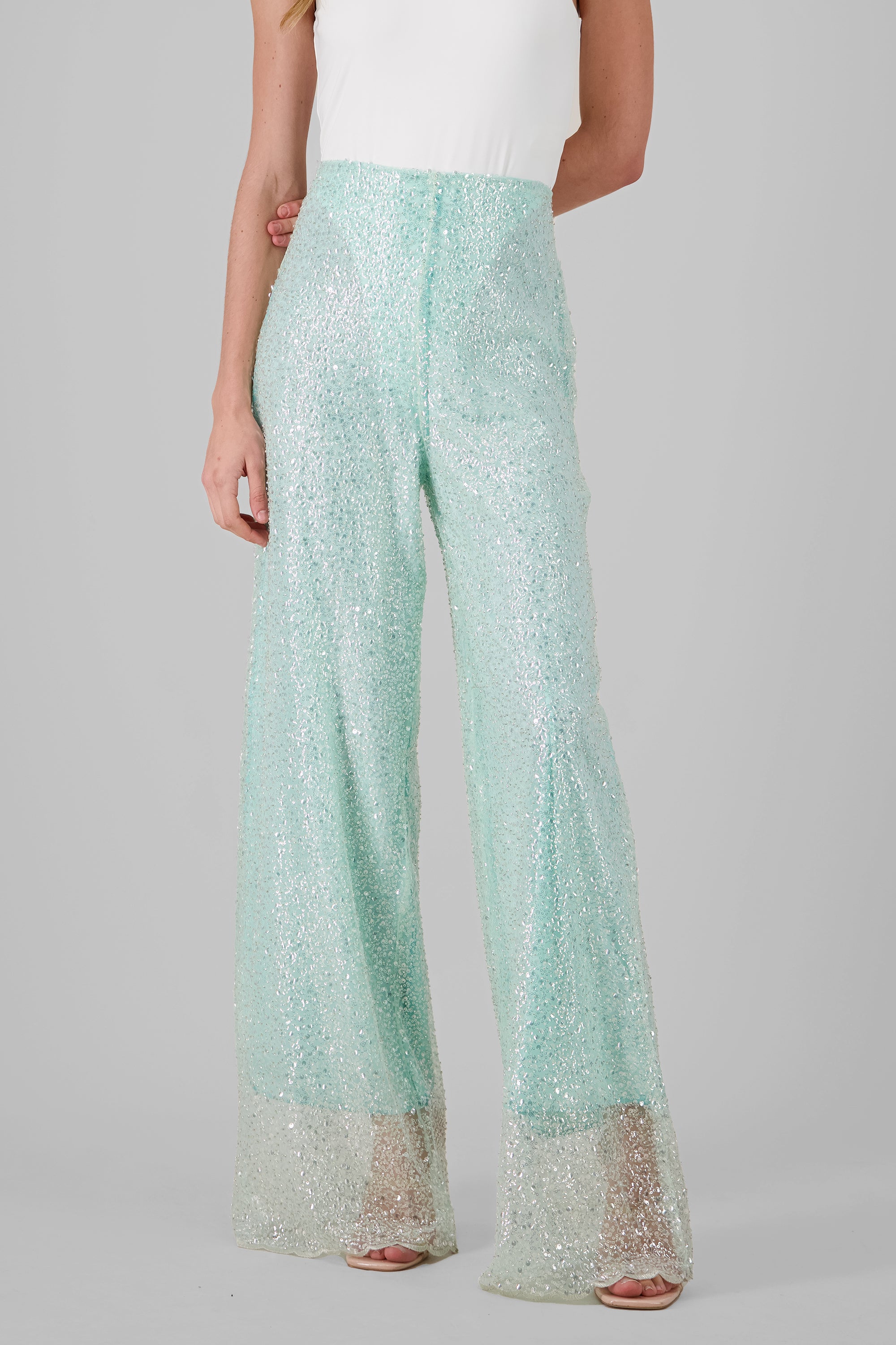 TURQUOISE