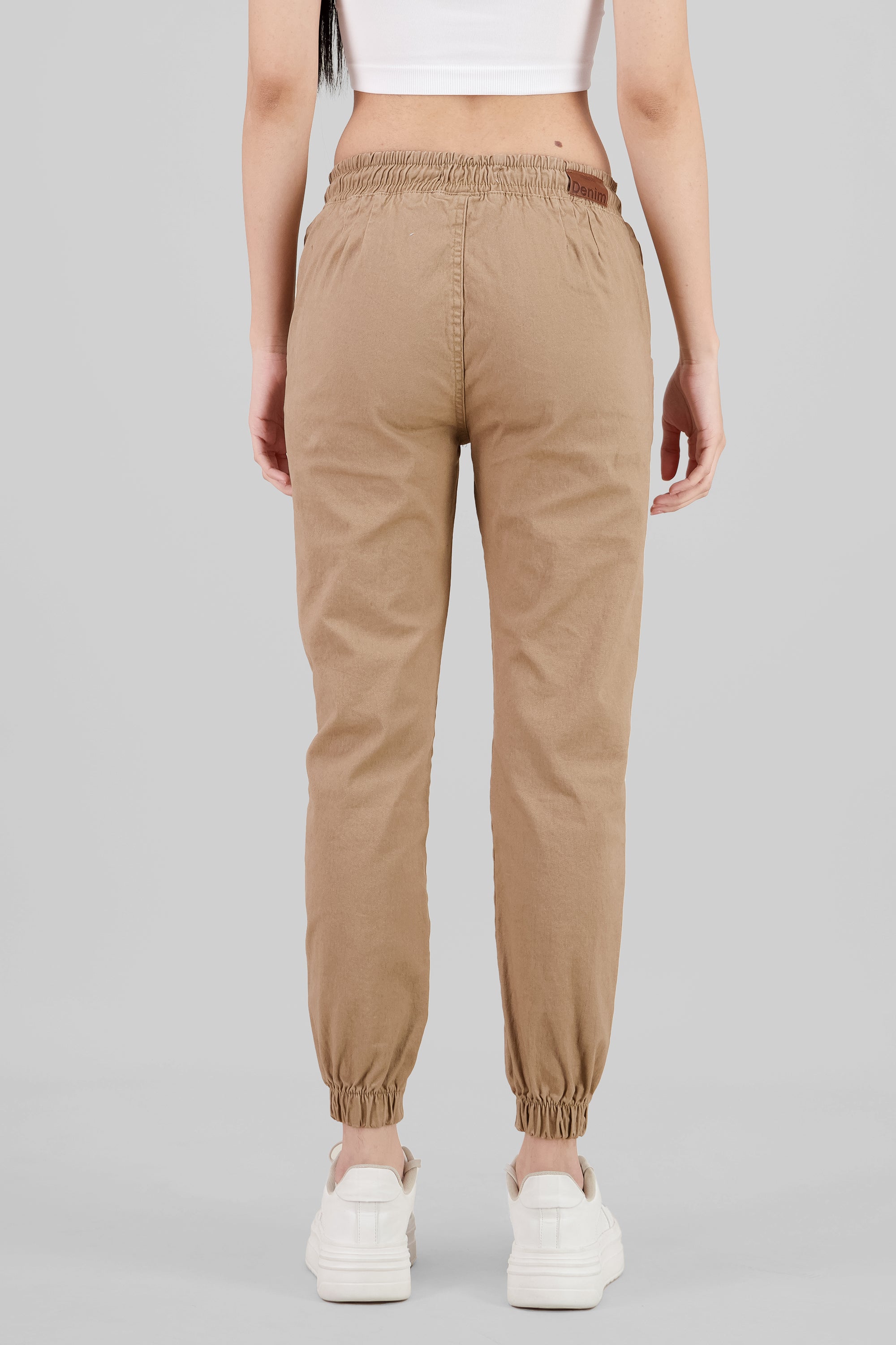 Jeans jogger basico KHAKI