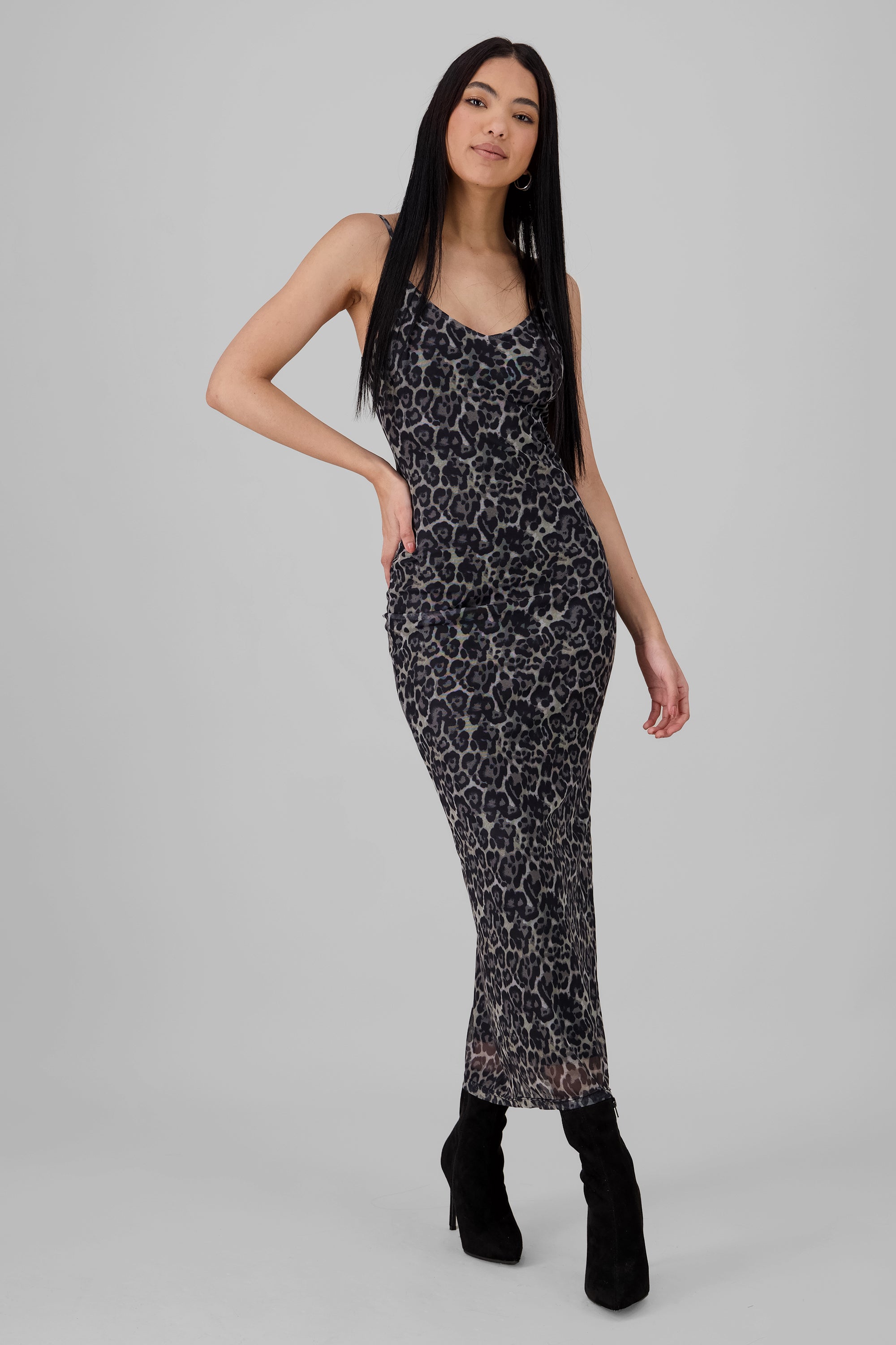 Vestido maxi animal print con triantes delgados GRIS COMBO