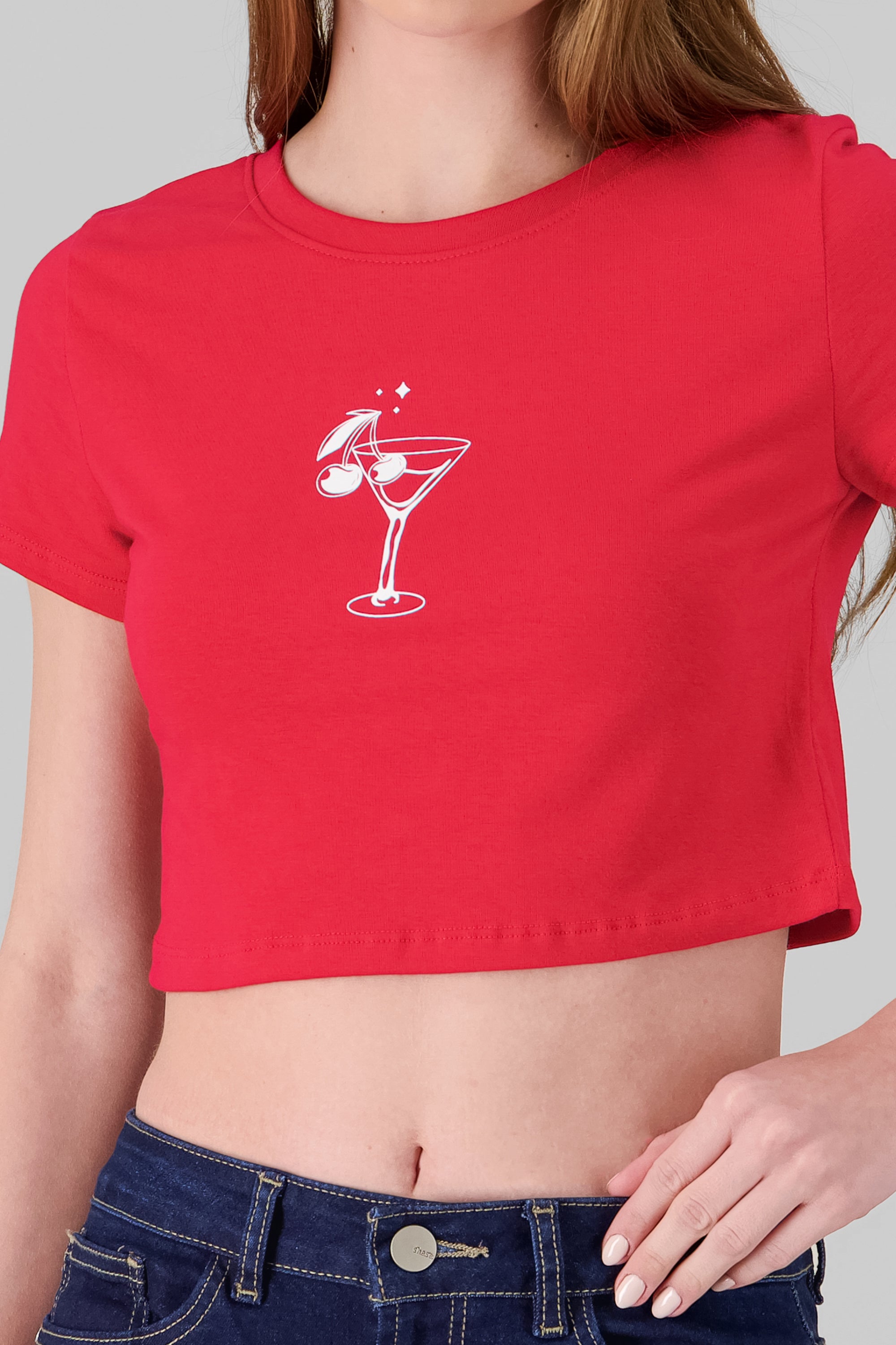 Playera crop estampado copa cerezas ROJO