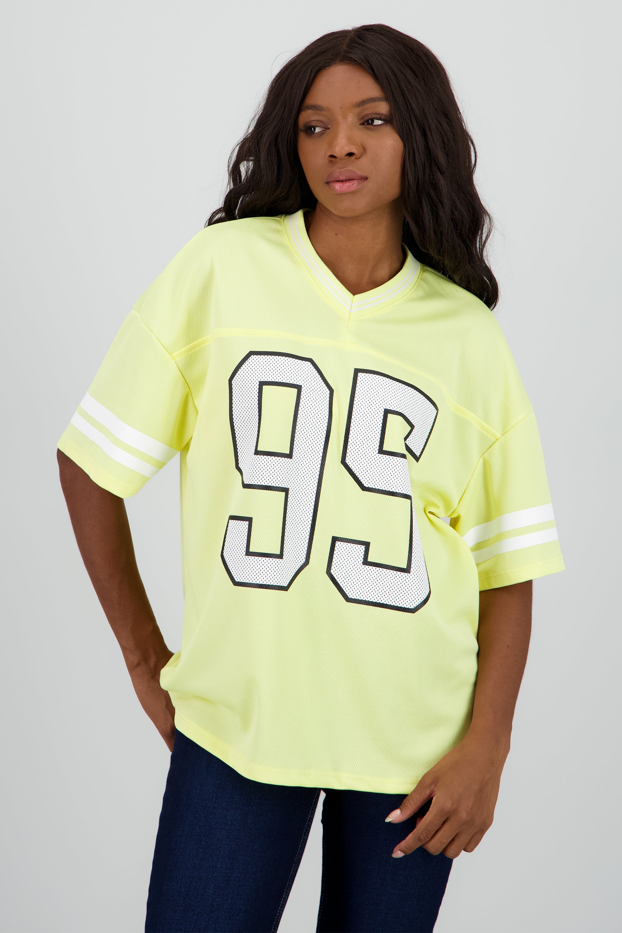 Playera deportiva estampado numeros AMARILLO PASTEL