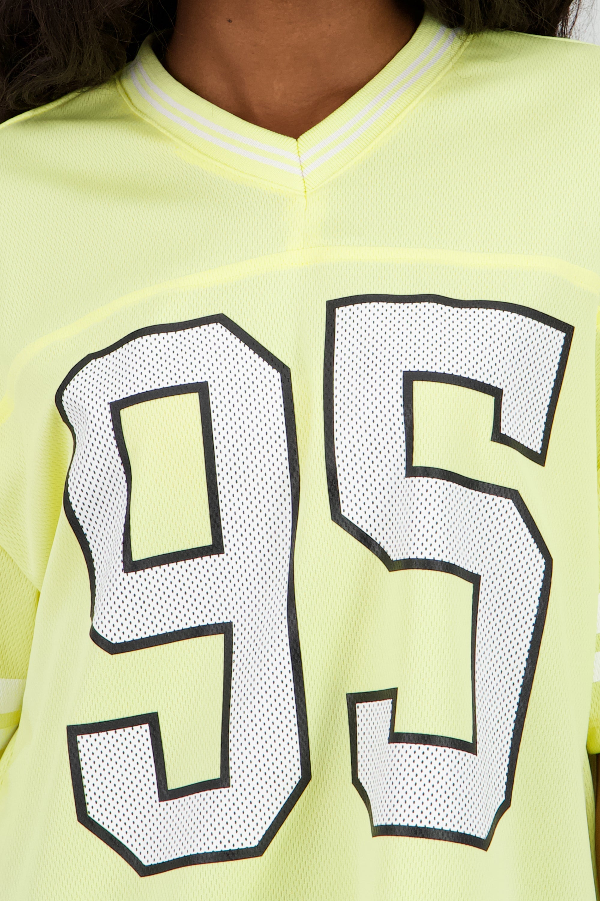 Playera deportiva estampado numeros AMARILLO PASTEL