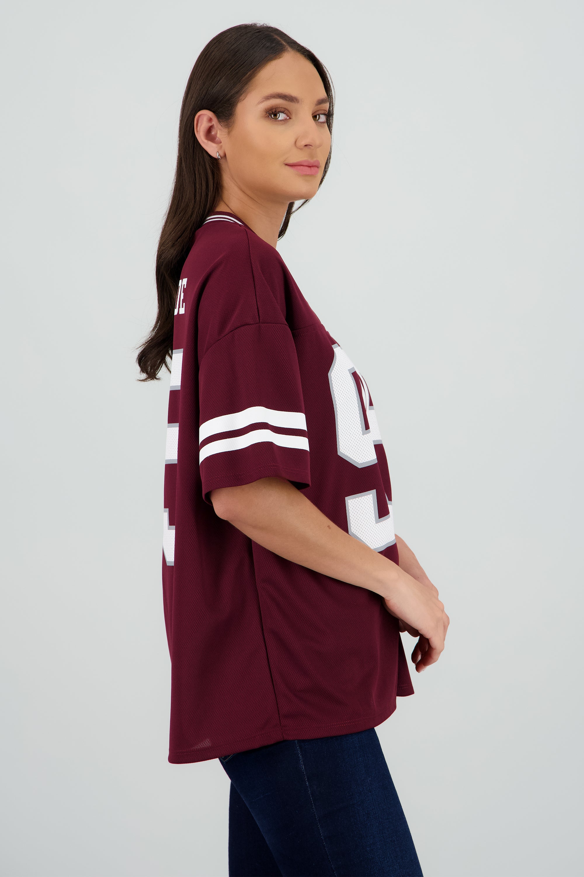 Playera deportiva estampado numeros CIRUELA