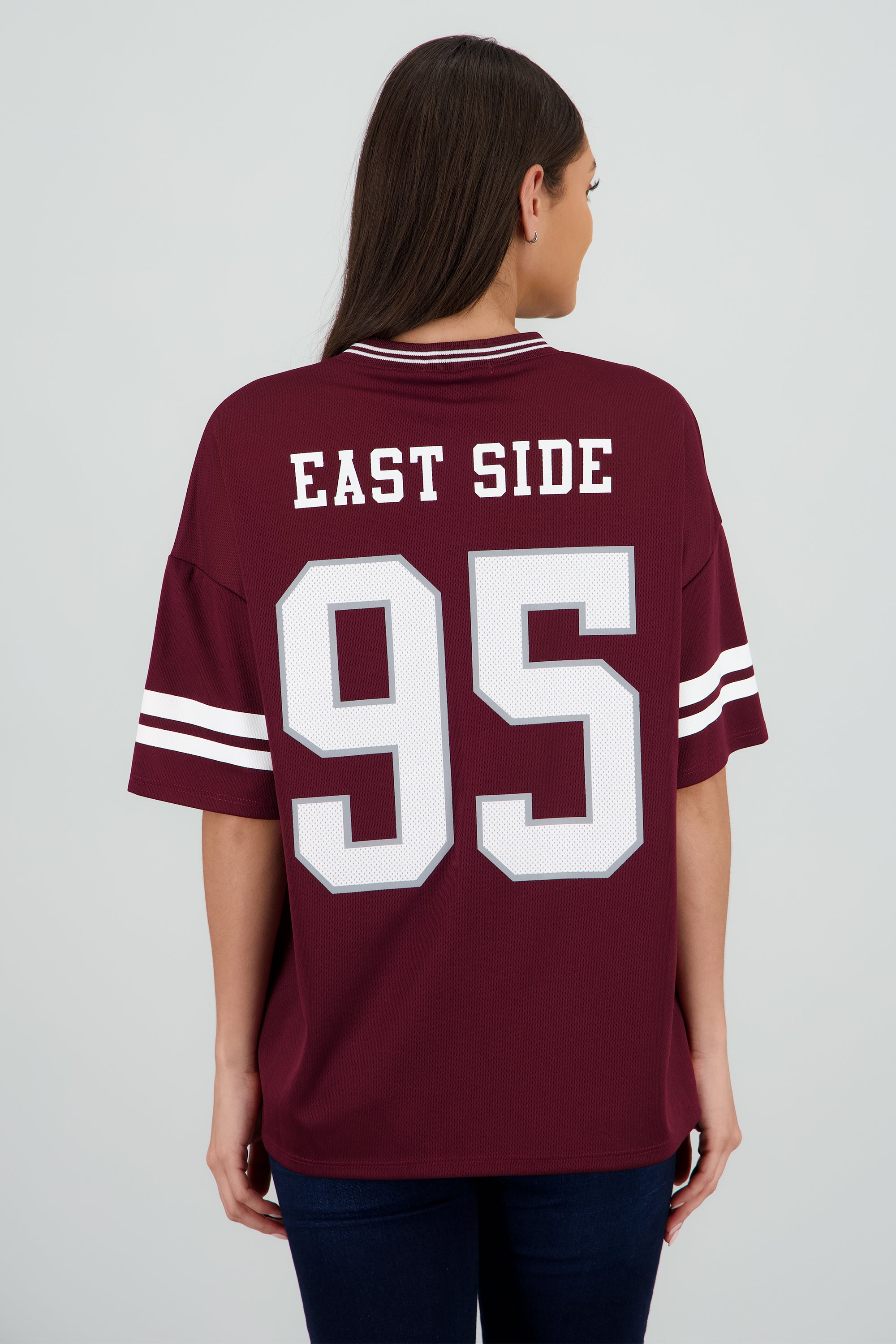 Playera deportiva estampado numeros CIRUELA