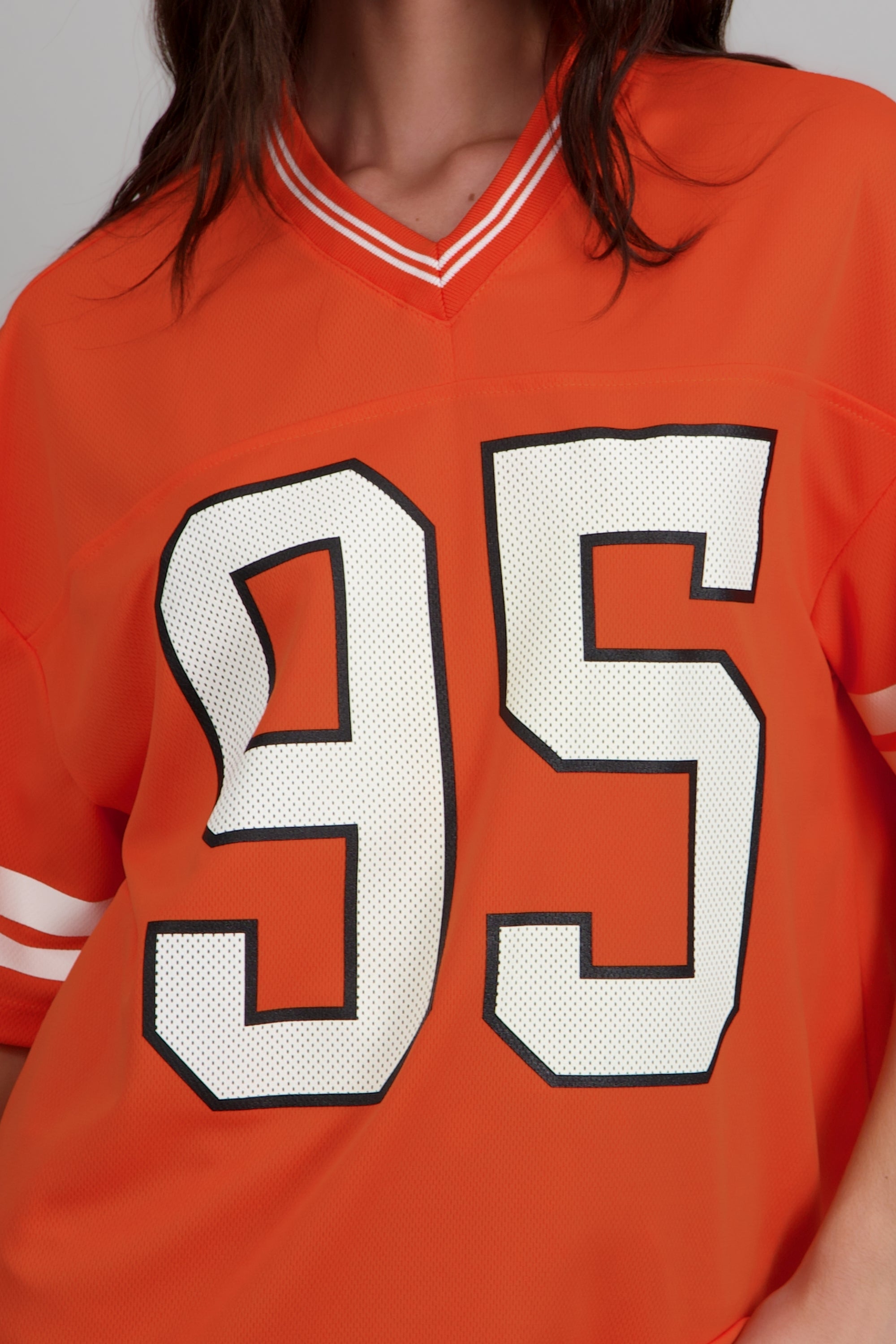 Playera deportiva estampado numeros NARANJA