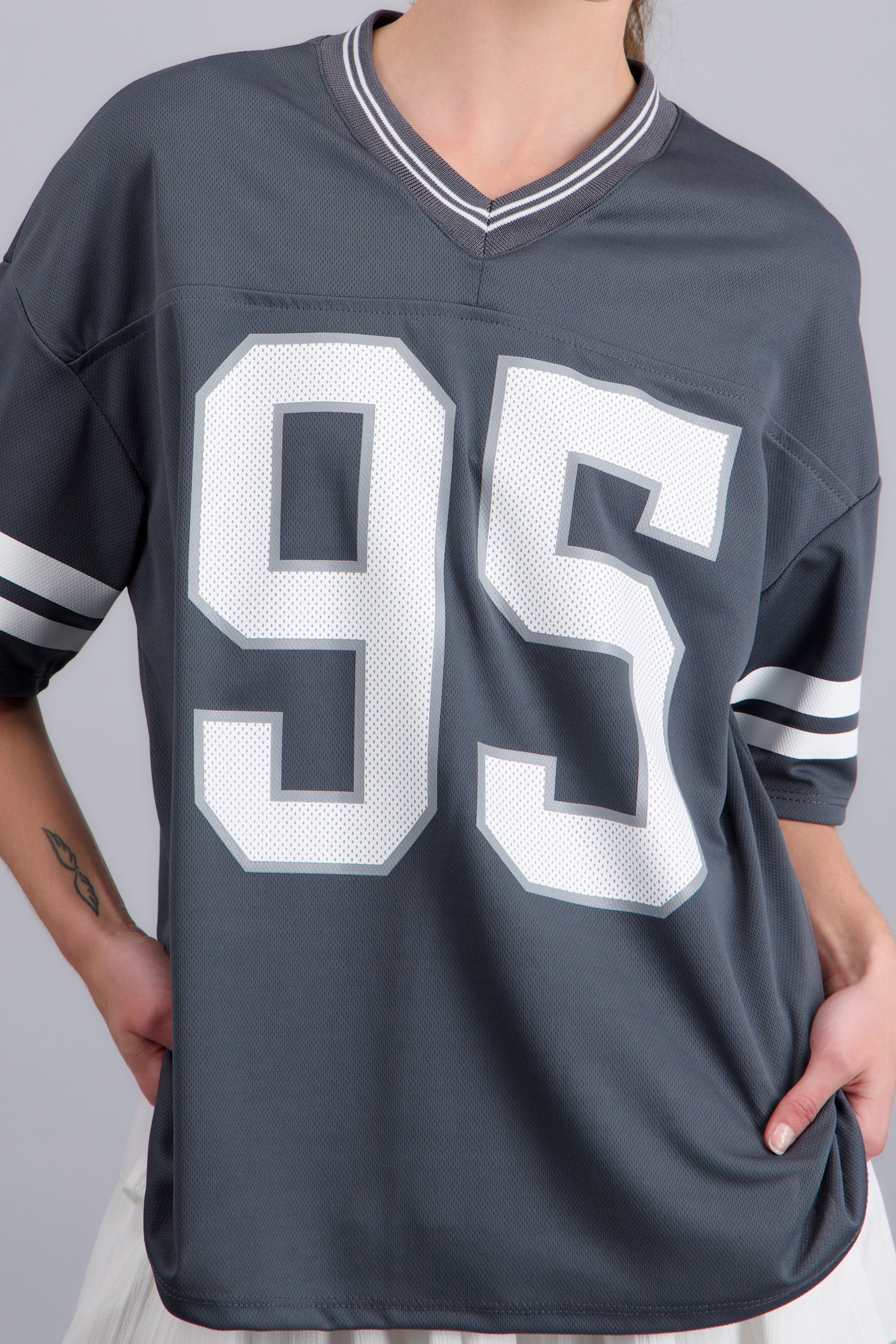 Playera deportiva estampado numeros PETROLEO