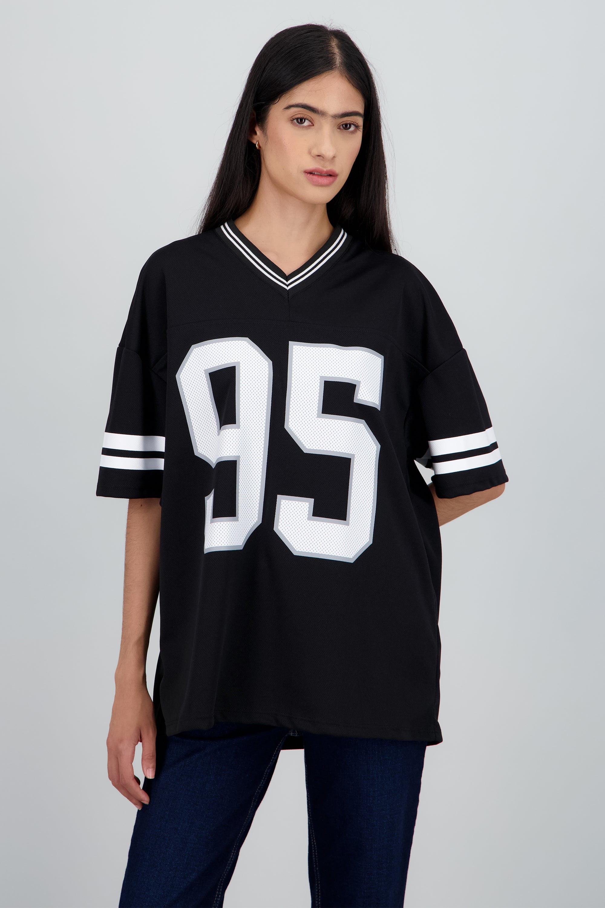 Playera deportiva estampado numeros NEGRO COMBO