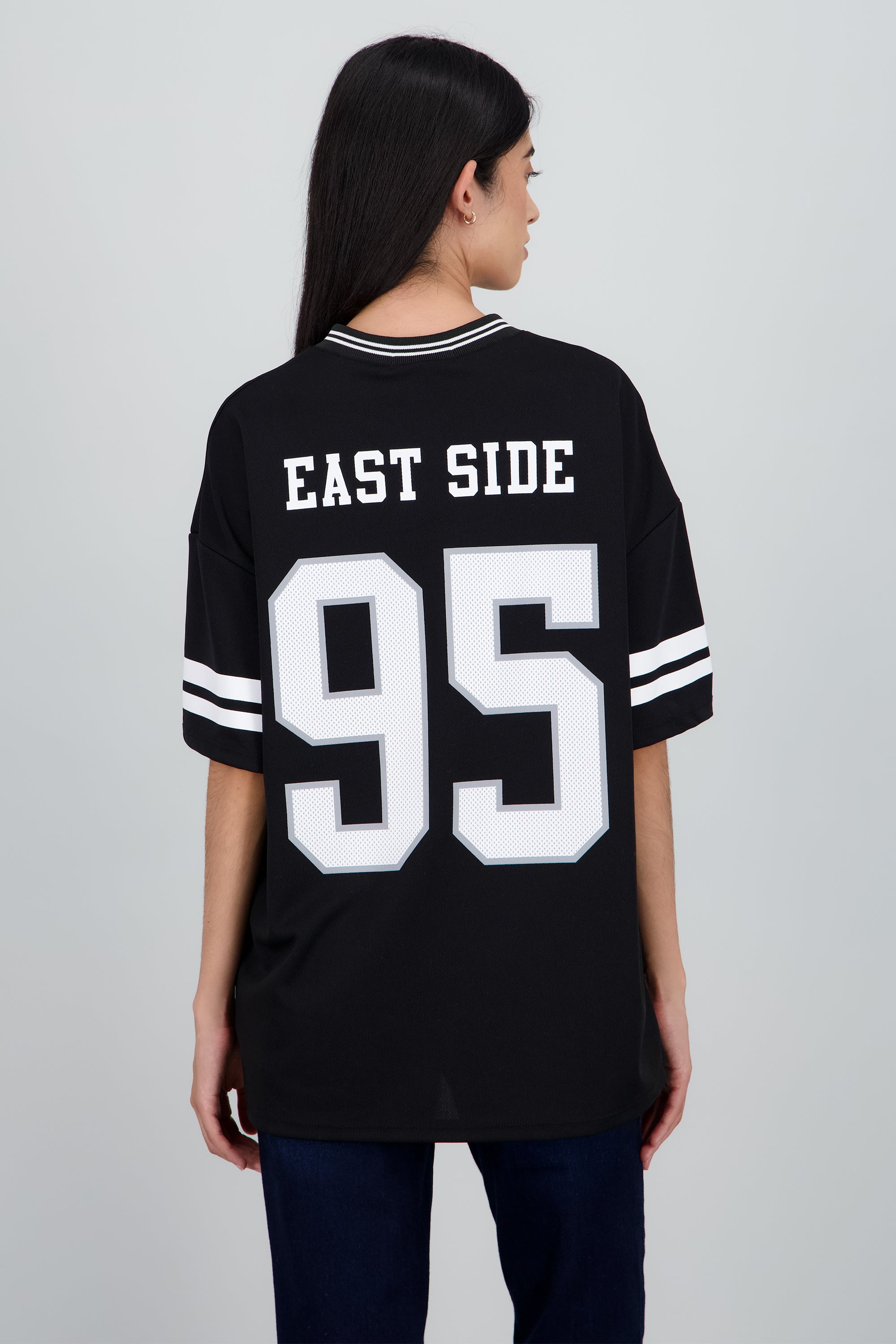 Playera deportiva estampado numeros NEGRO COMBO