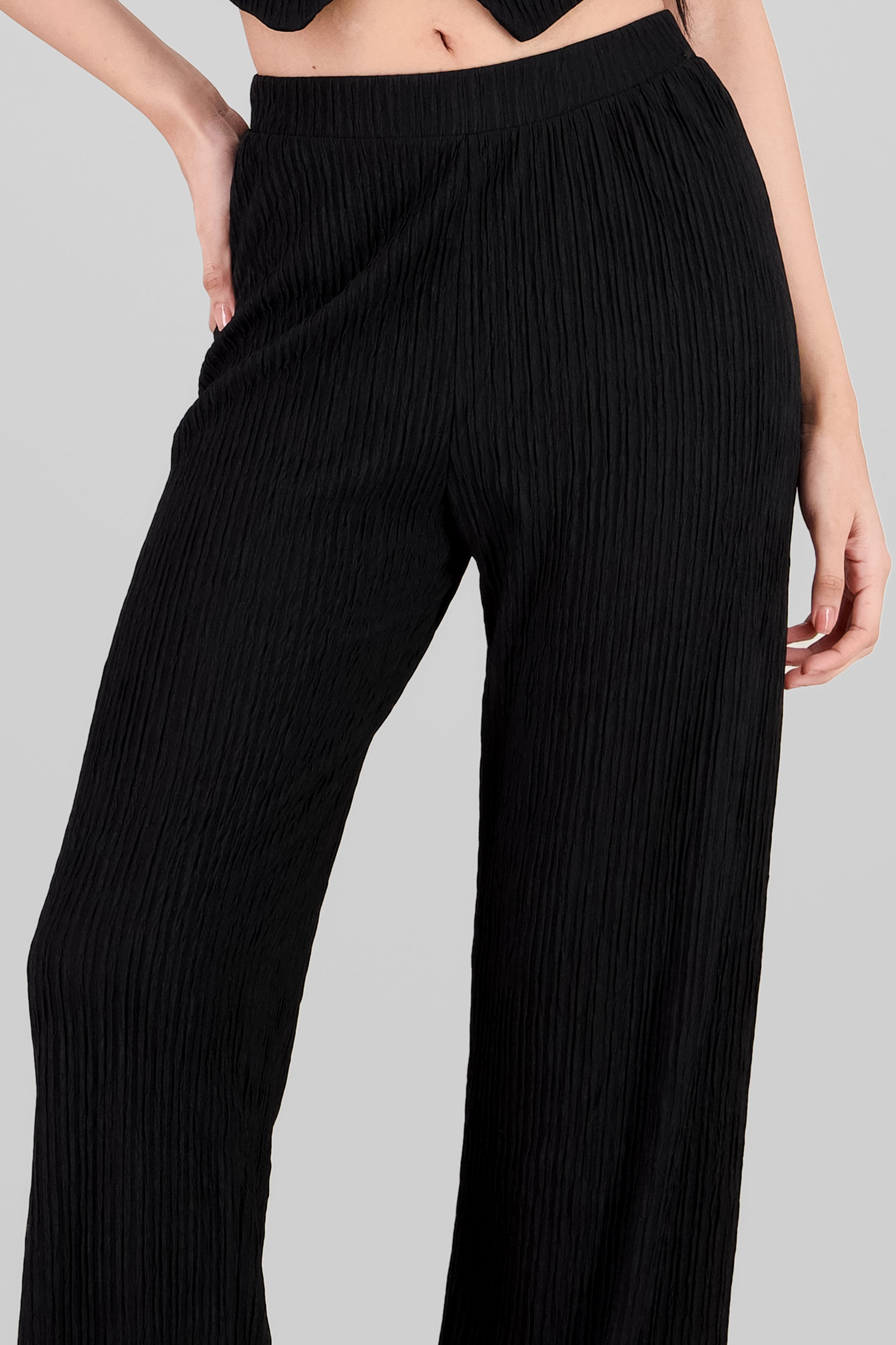 Pantalon recto textura NEGRO