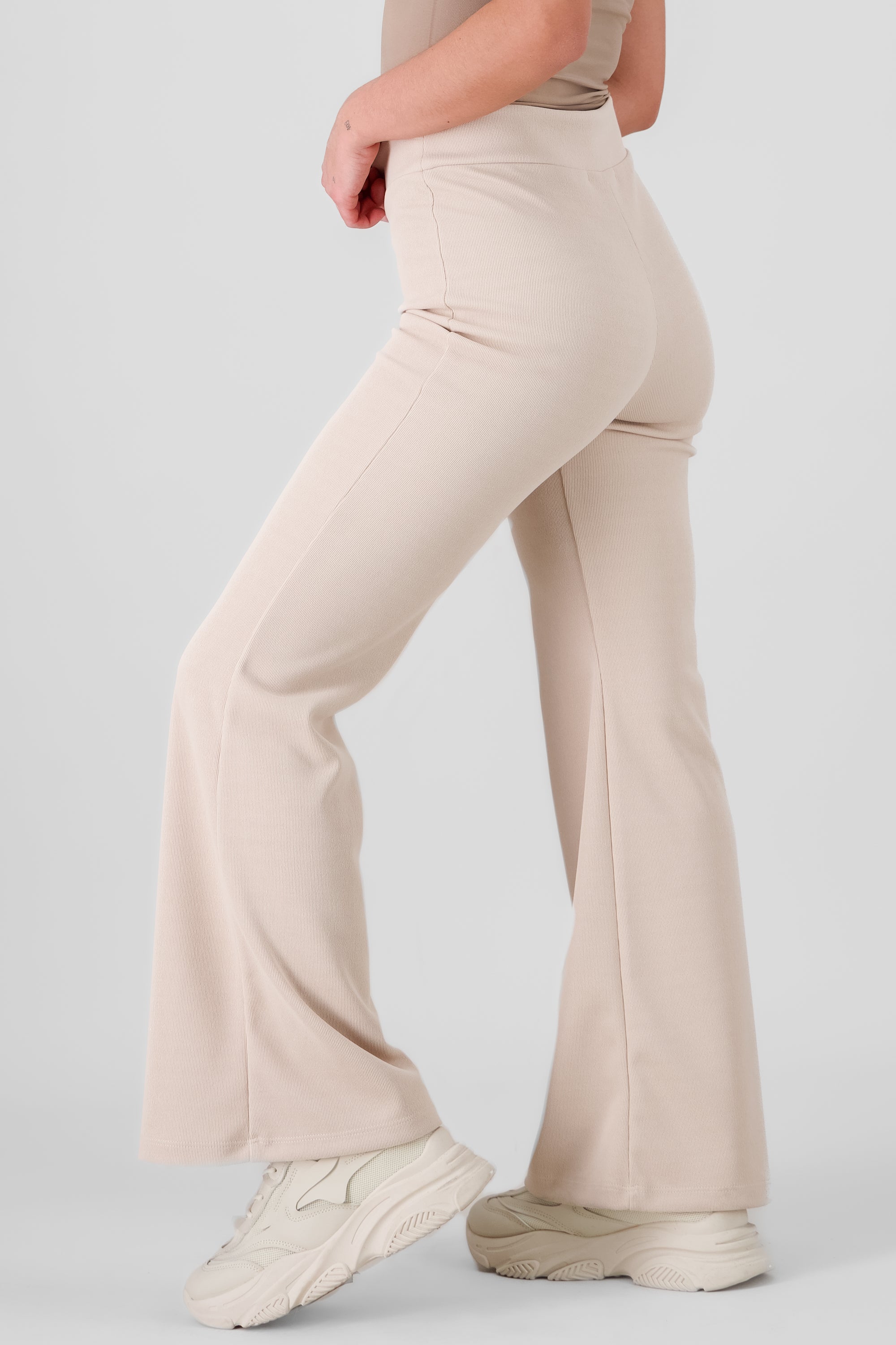 Pantalon flare tipo tejido ARENA