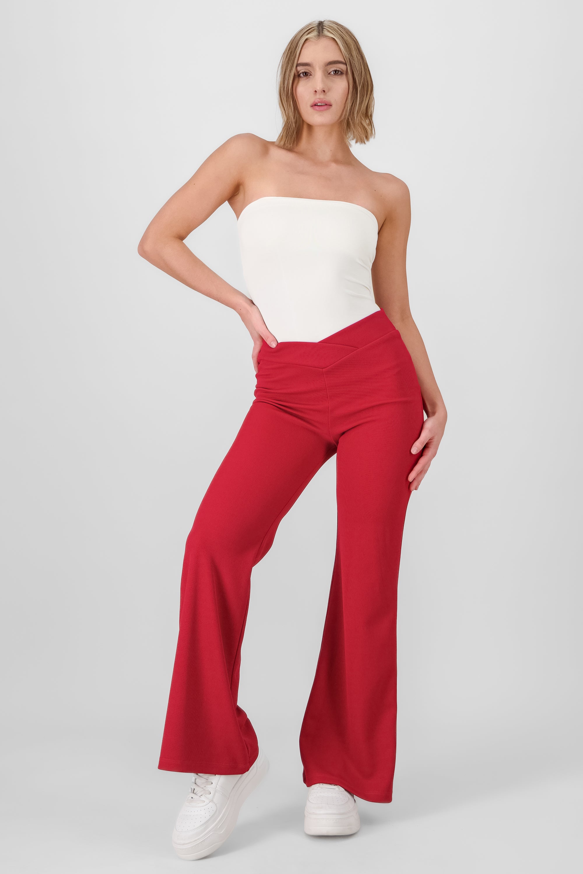 Pantalon flare tipo tejido VINO