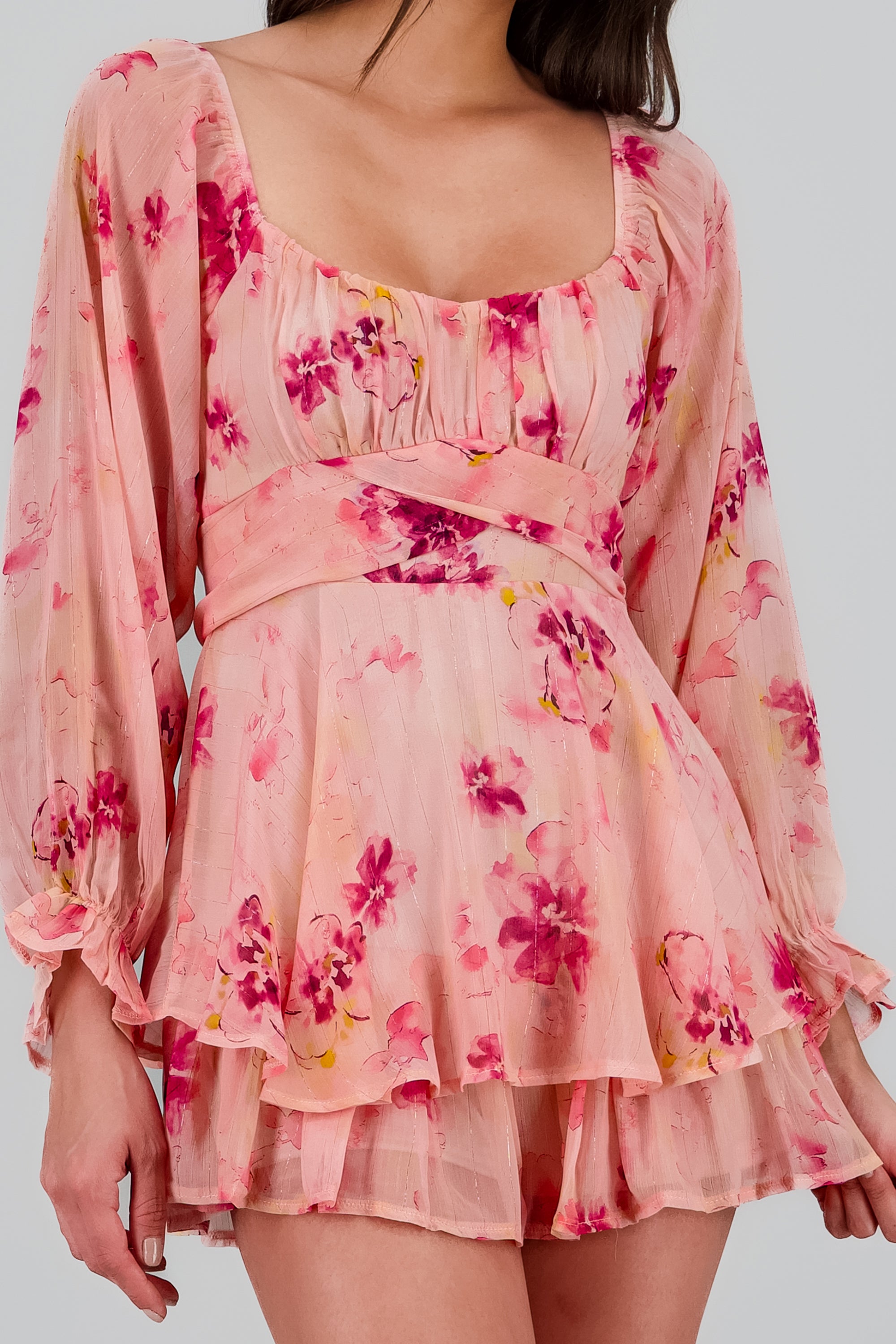 Vestido de flores de manga larga con olanes ROSA COMBO
