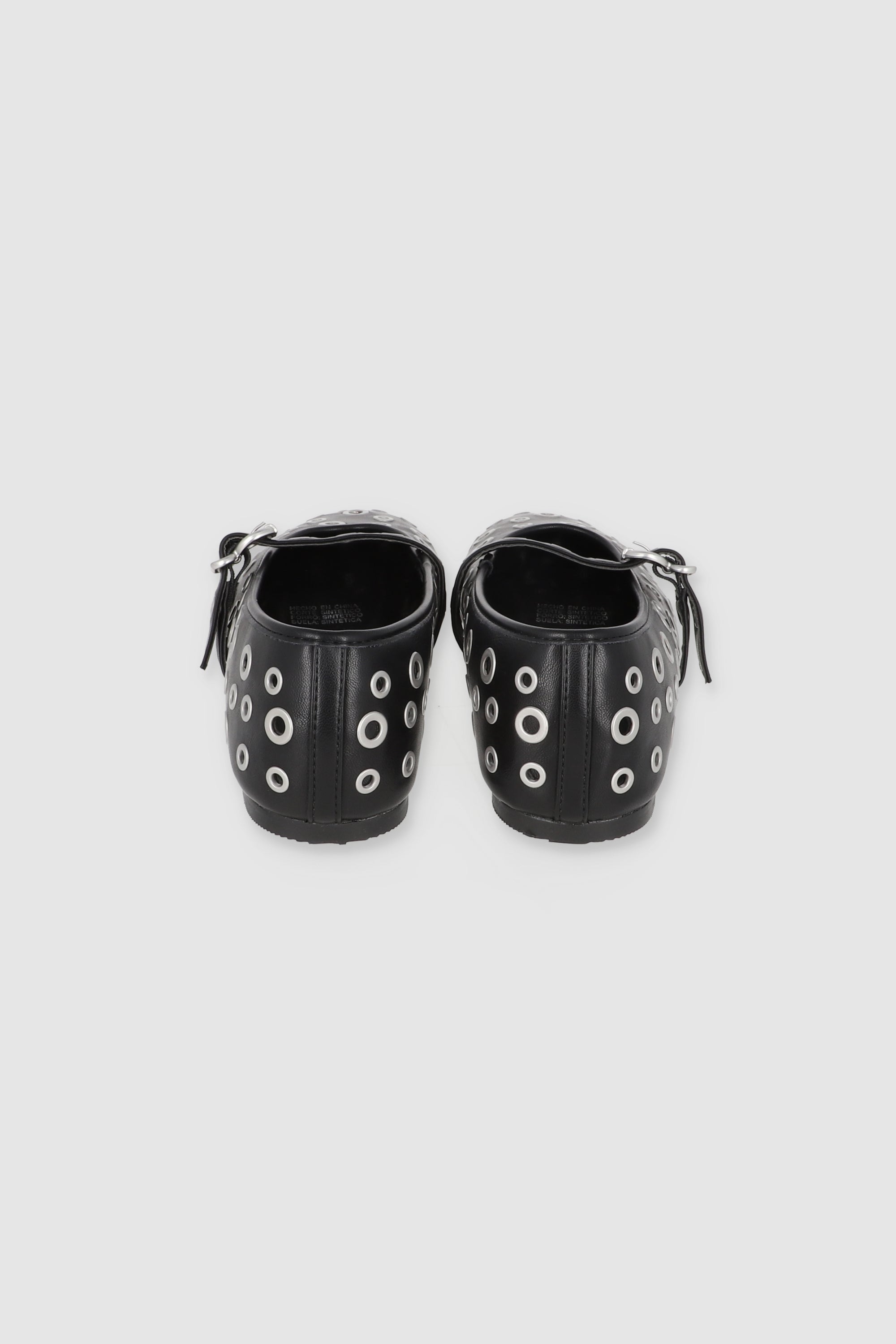 FLAT STUDS MEGAS NEGRO