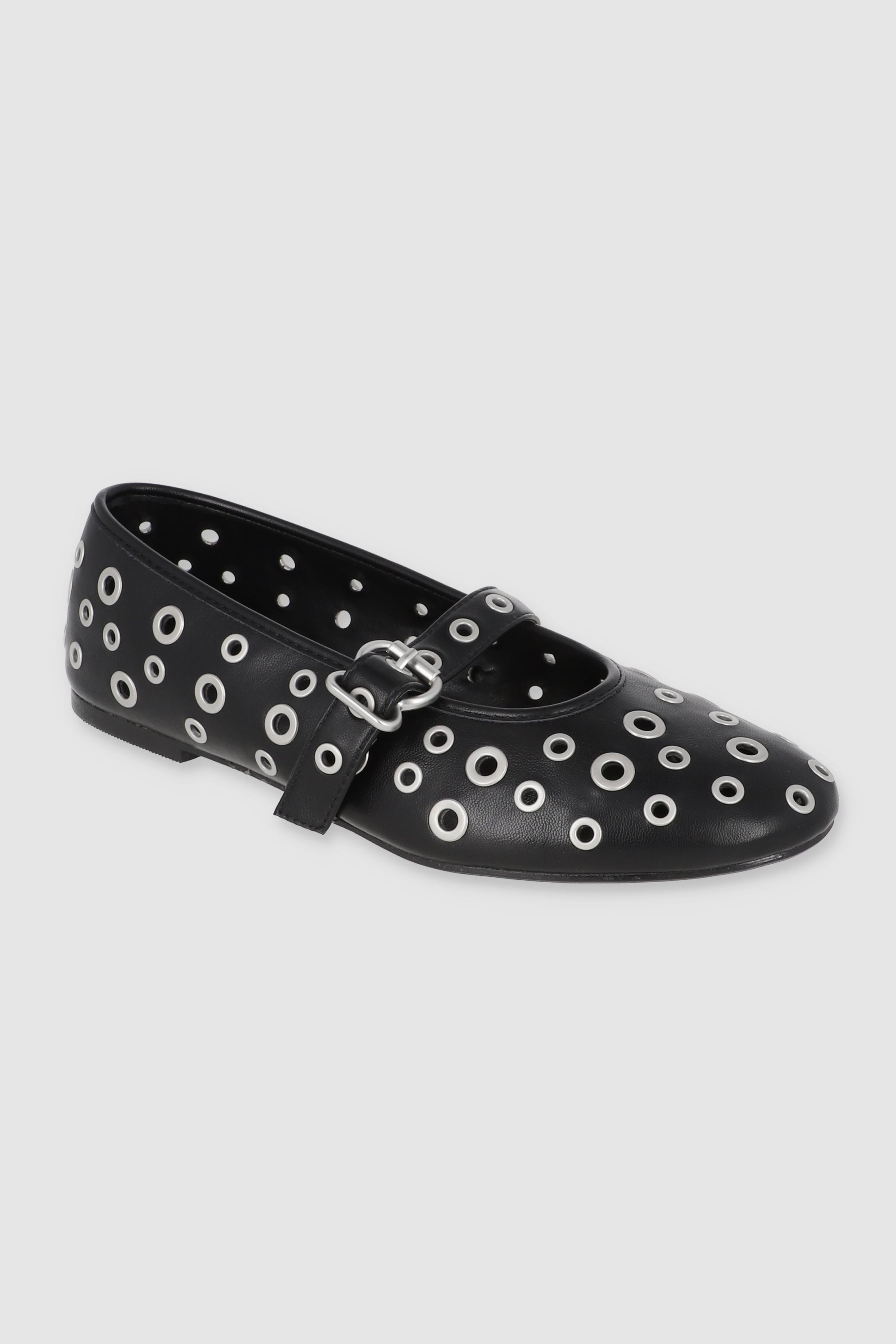 FLAT STUDS MEGAS NEGRO