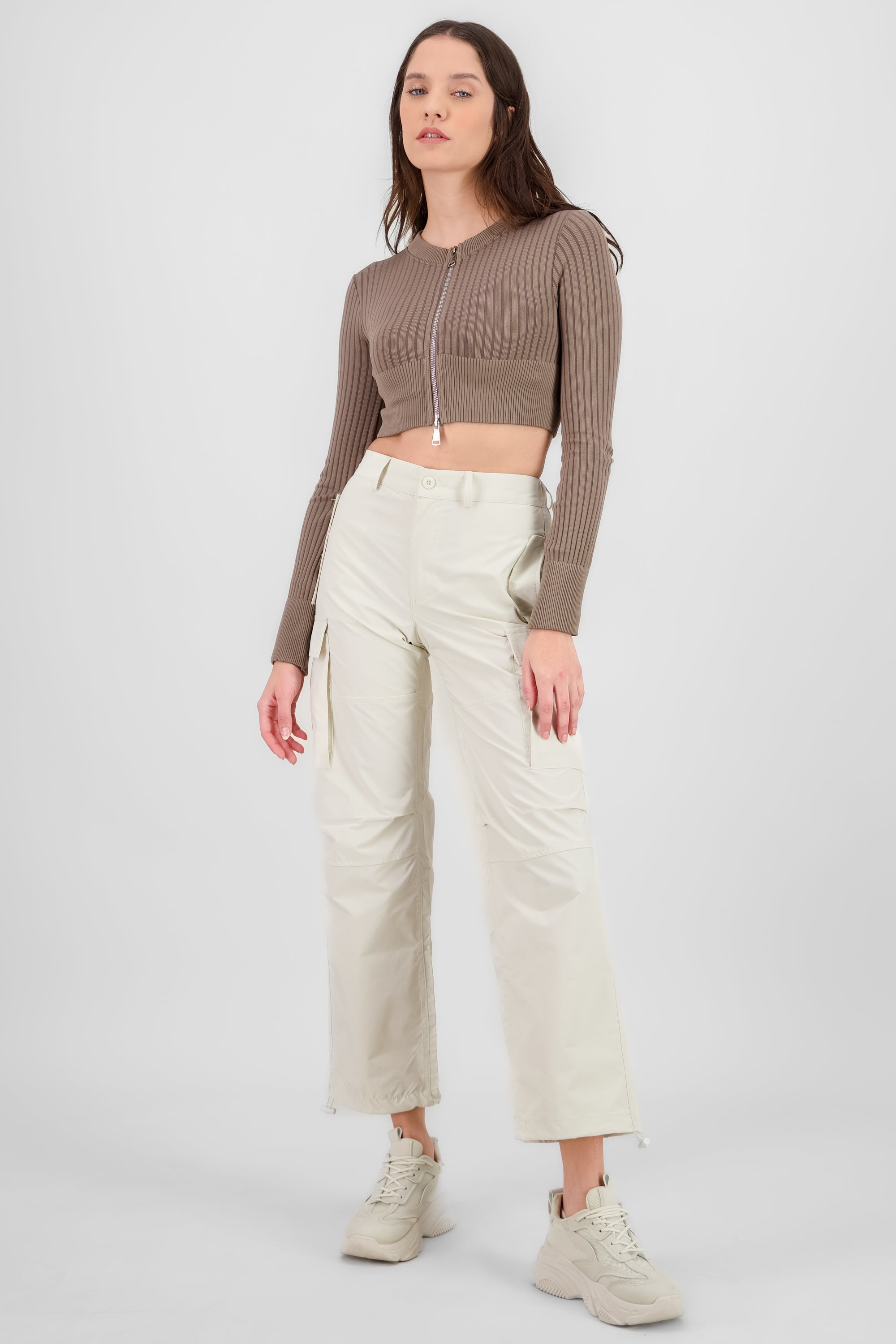 Pantalon parachute liso CREMA