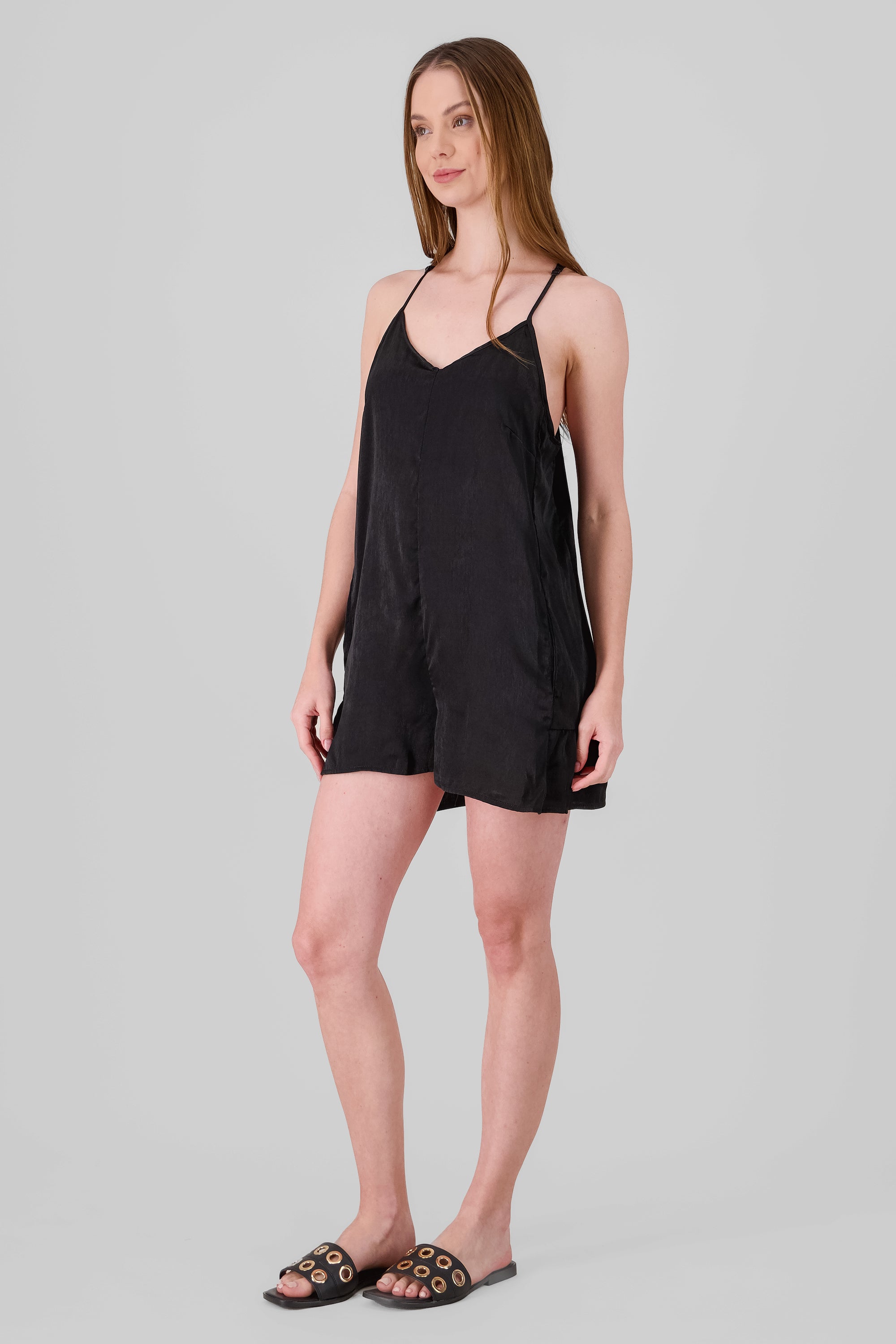 Romper detalle olanes satín NEGRO