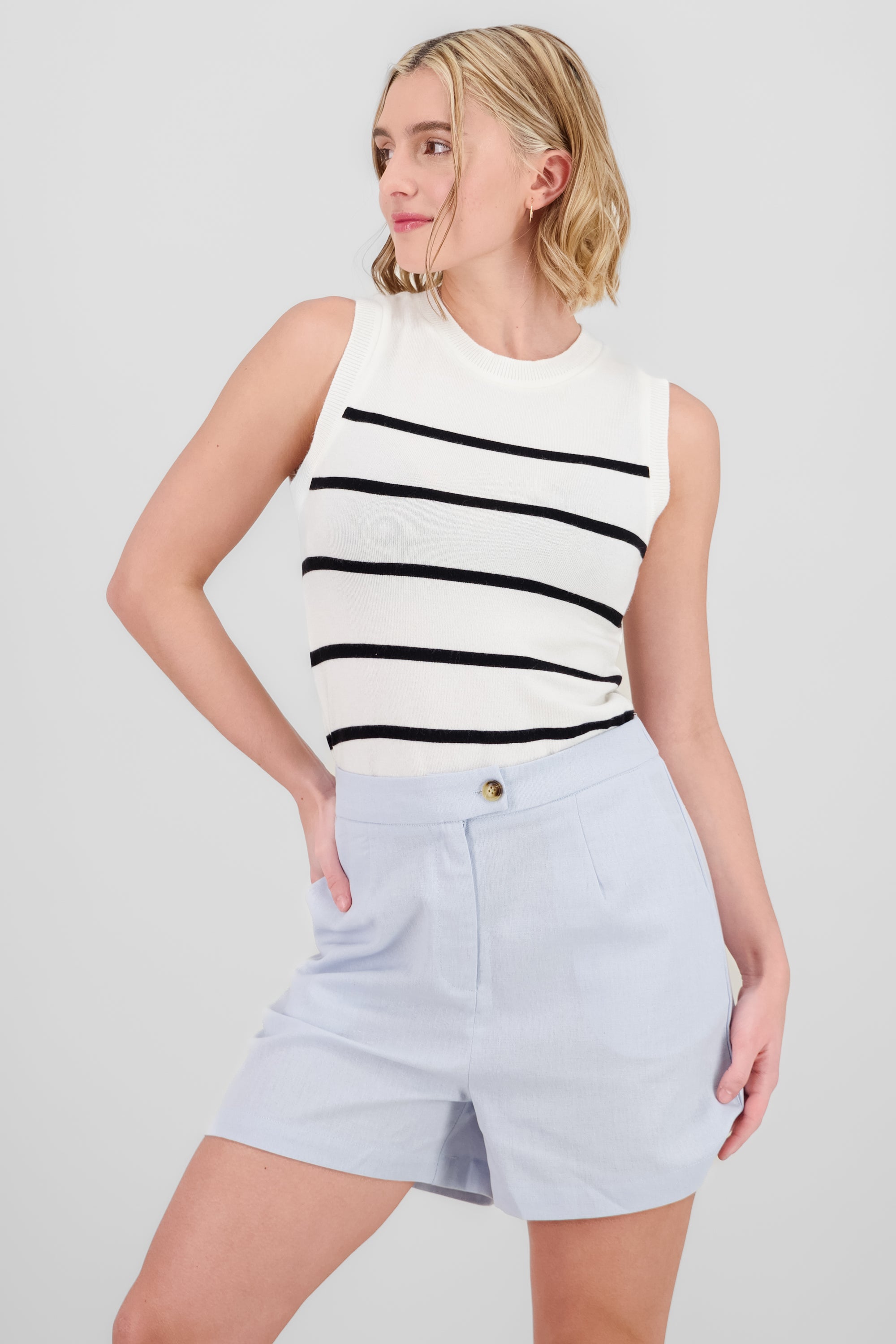 WHITE COMBO