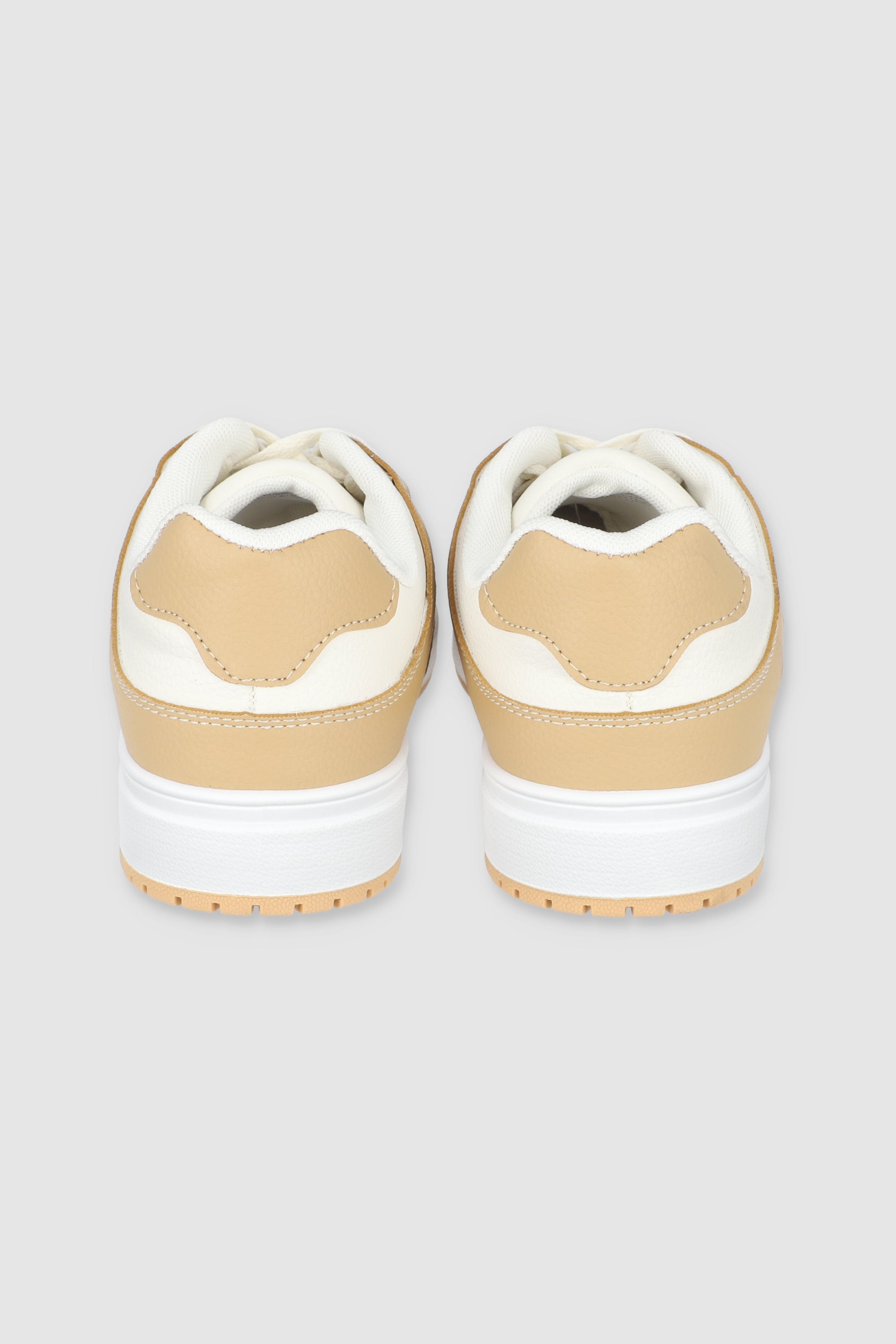 Tenis casual contraste materiales BEIGE