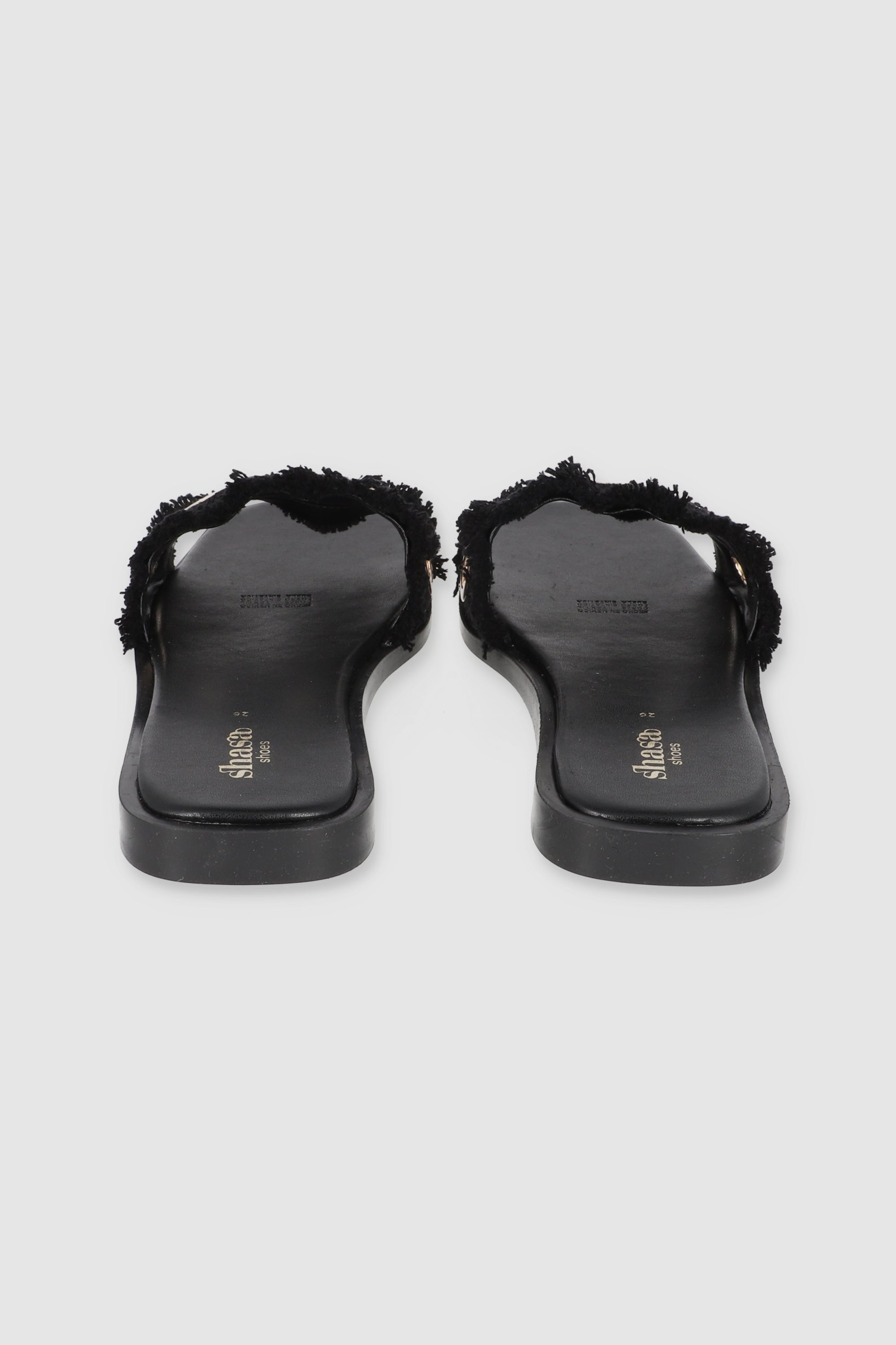 SANDALIA FLECOS STUDS NEGRO