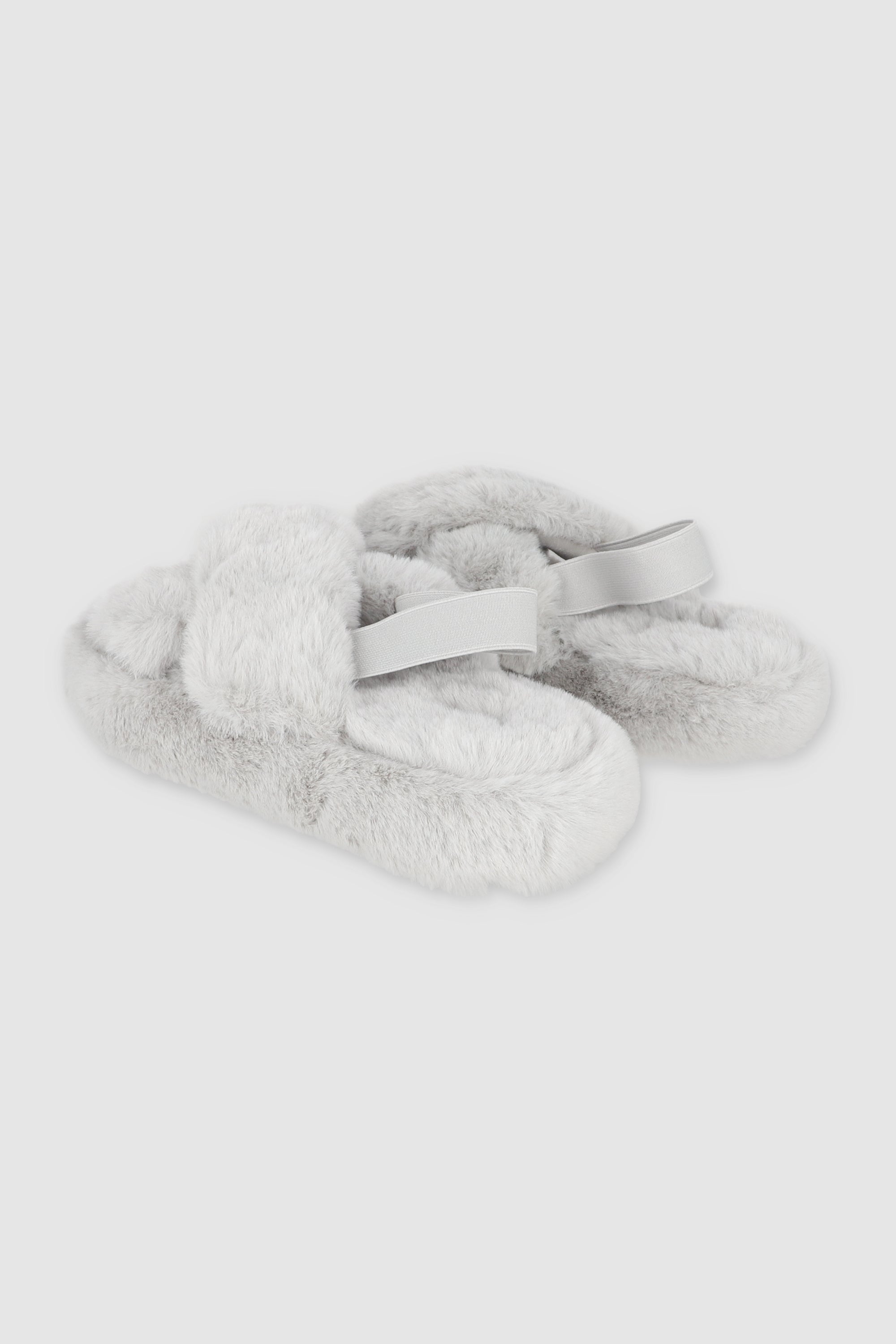 Pantufla cozy cruzada slingback GRIS