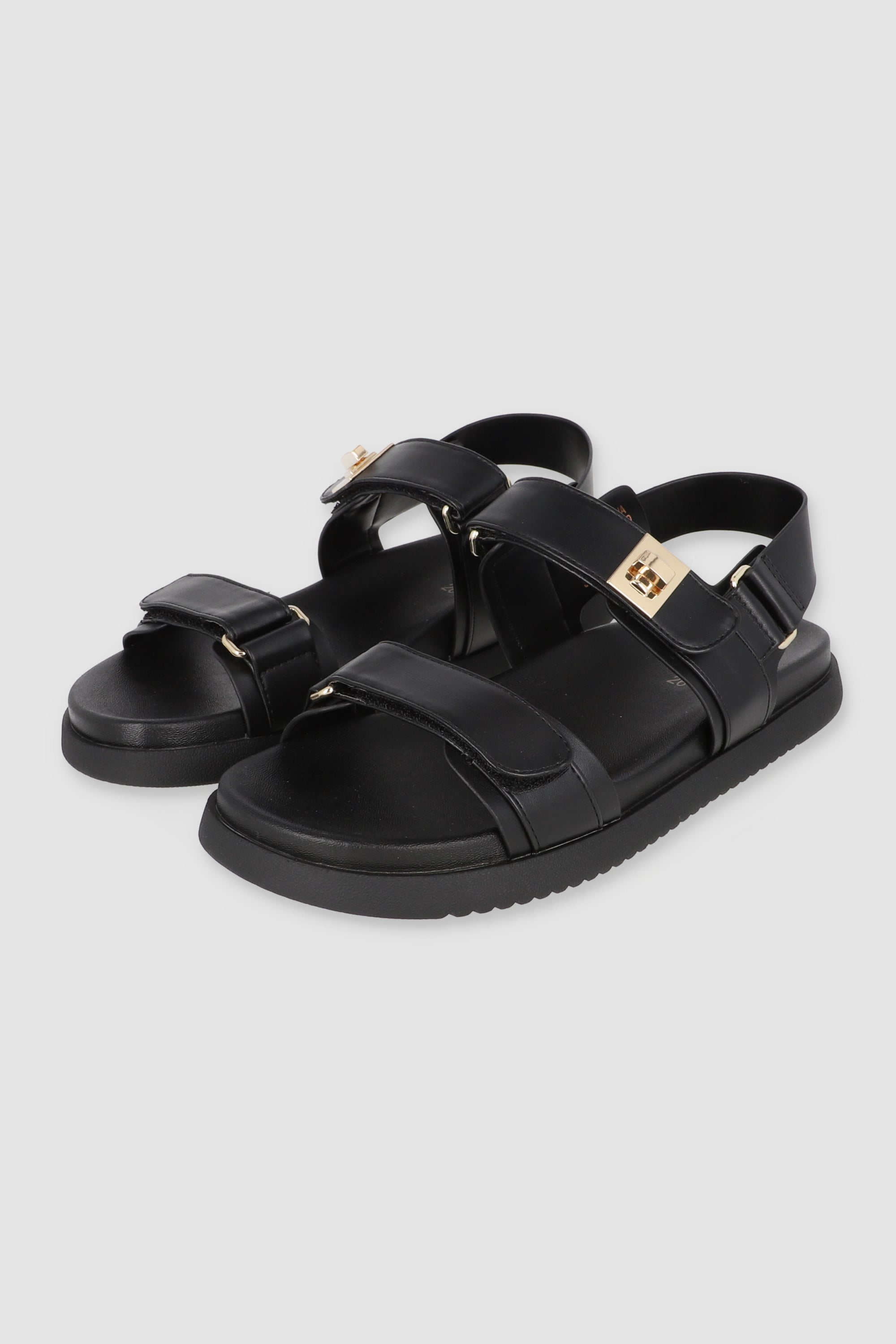 Sandalia dos tiras slingback detalle broche NEGRO