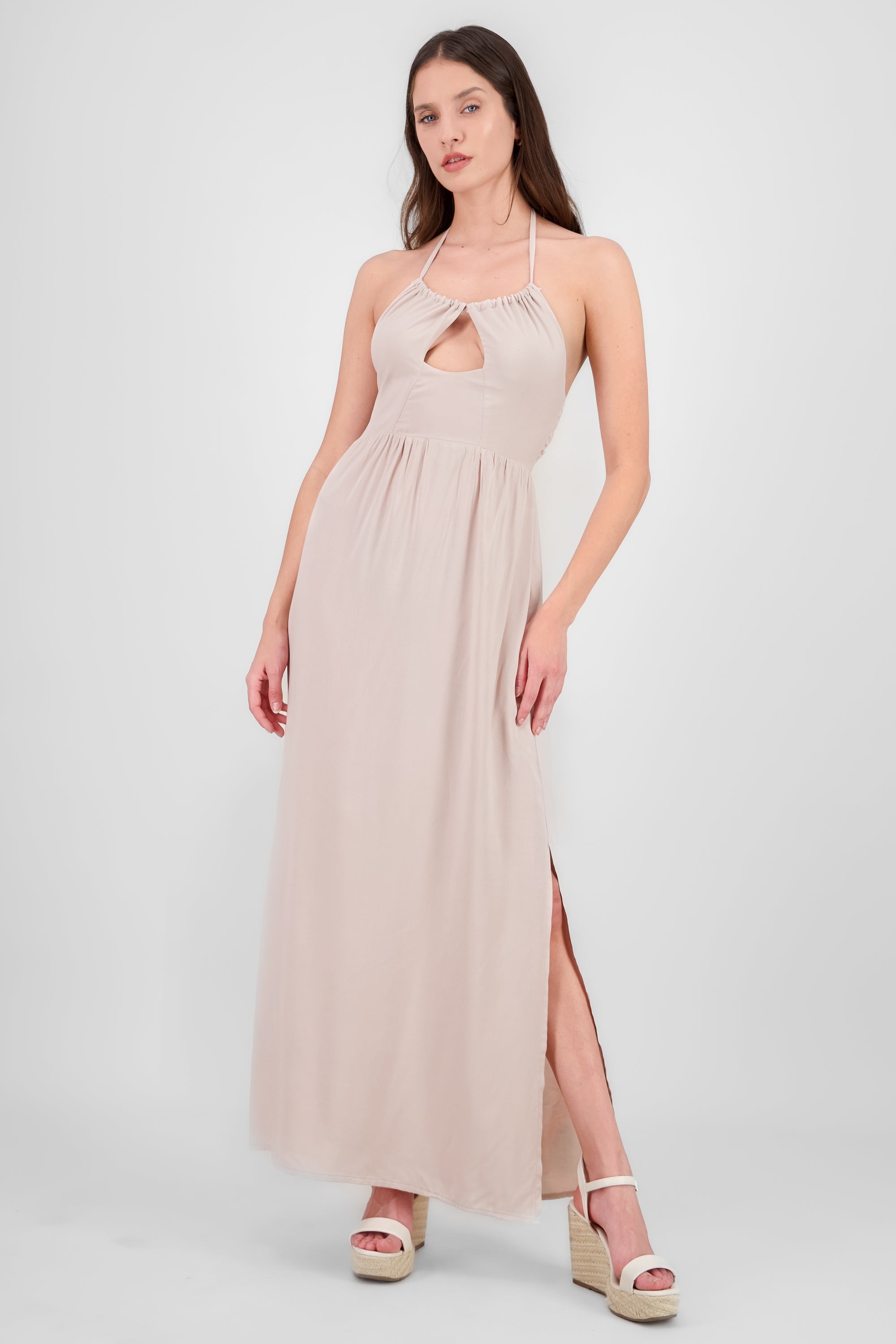 Vestido maxi halter cut out ARENA