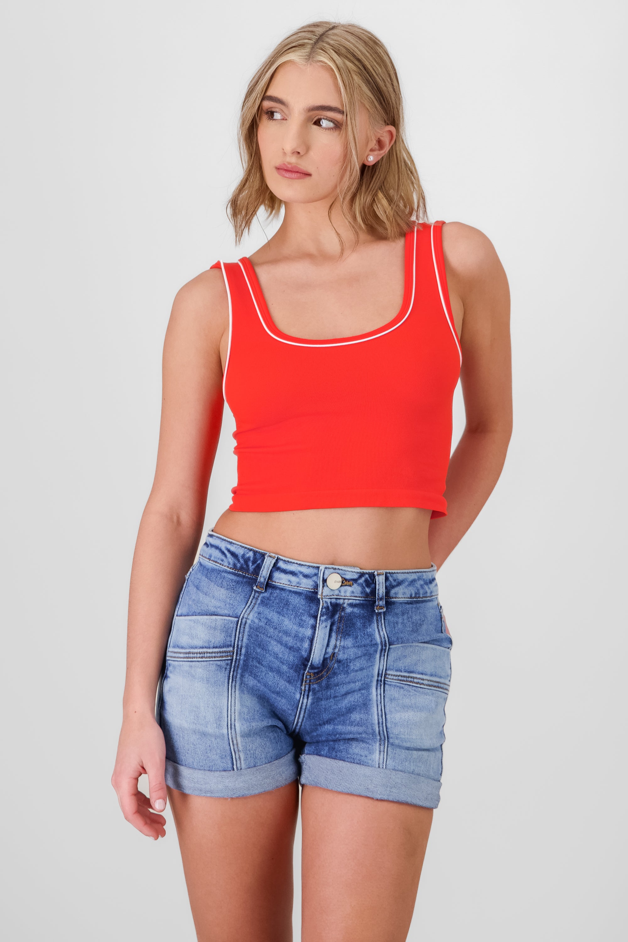 Tank top corto seamless detalle contraste MANDARINA