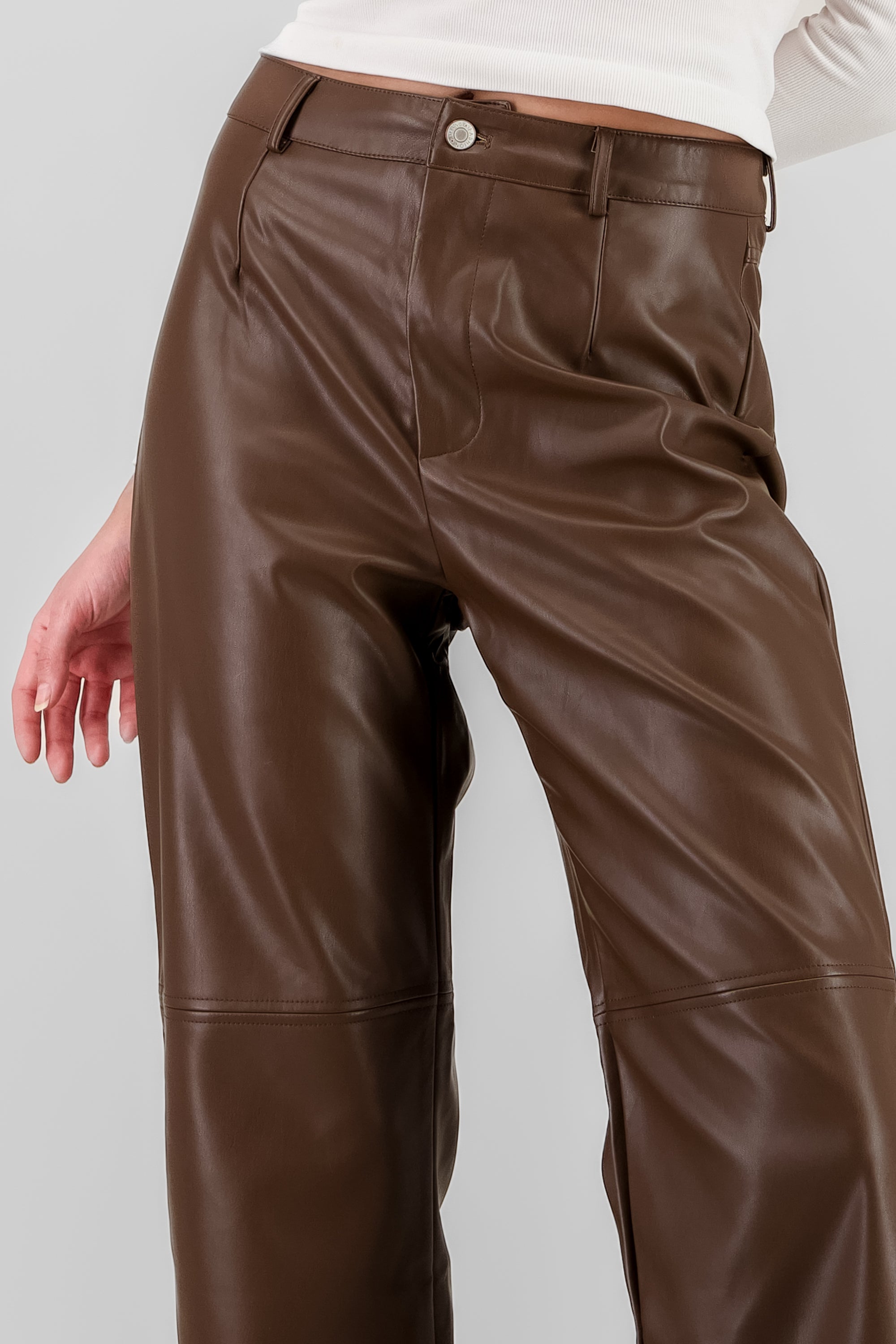 Pantalon amplio pu CHOCOLATE