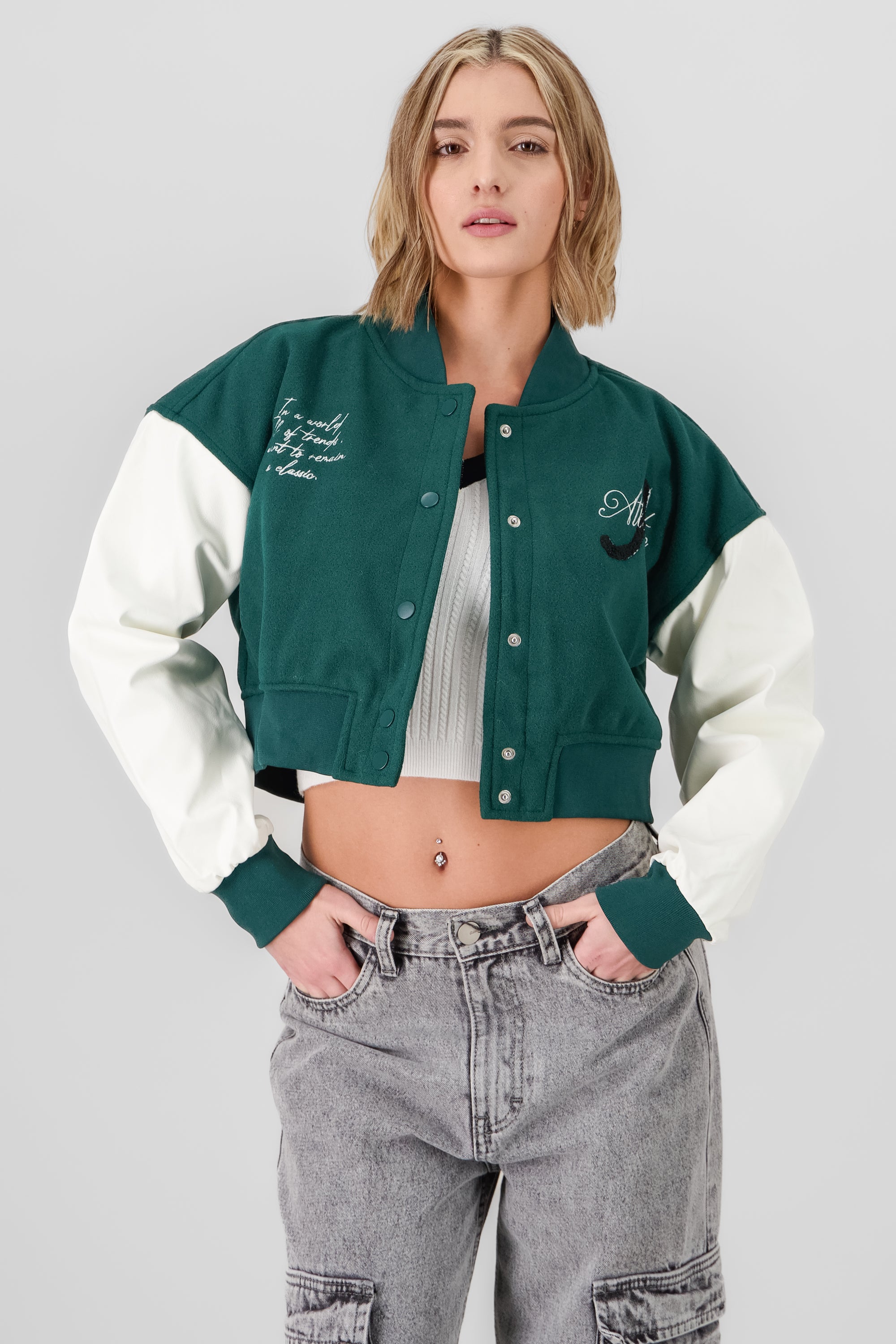 Bomber jacket contraste mangas VERDE CAZADOR