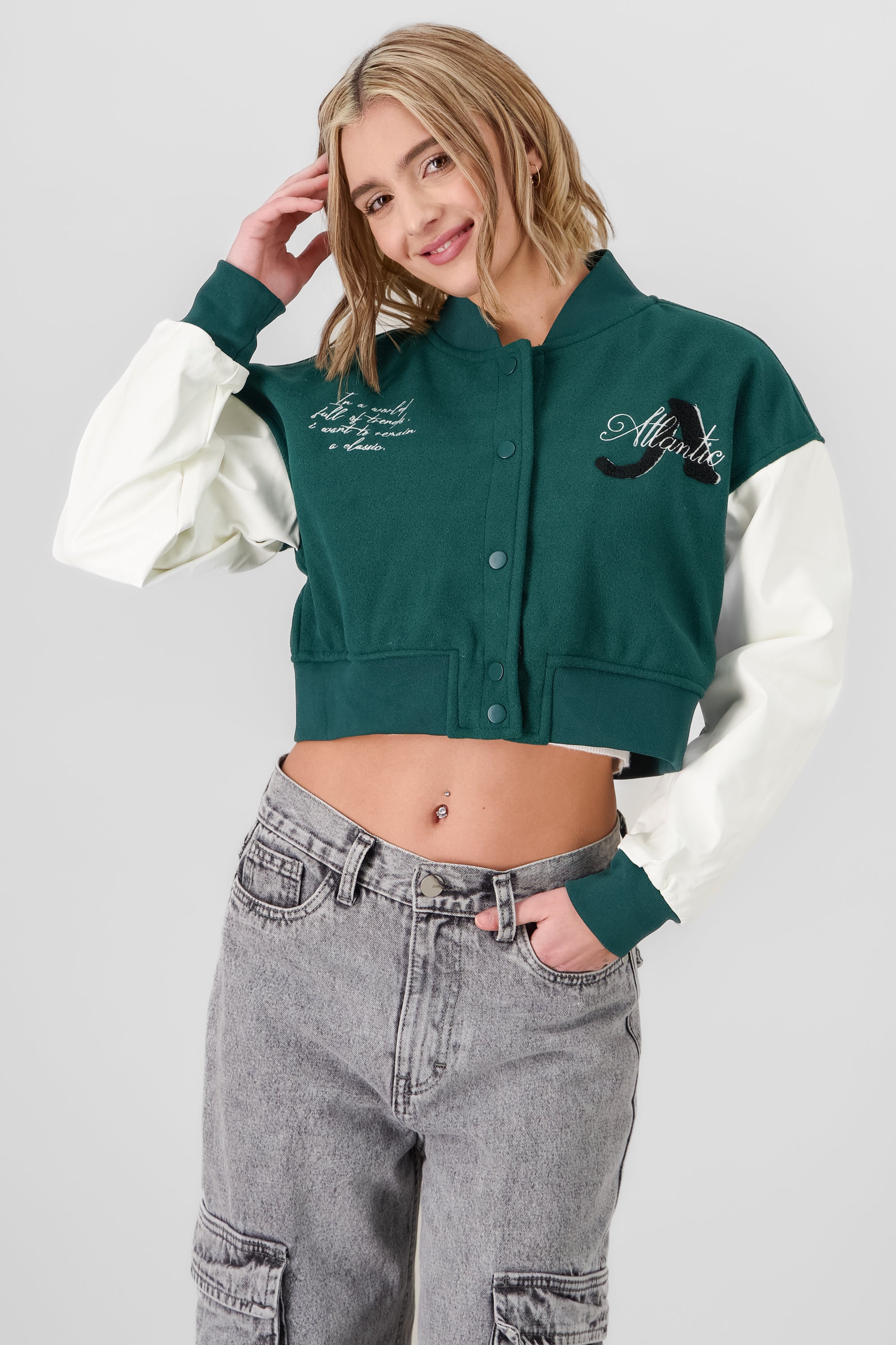 Bomber jacket contraste mangas VERDE CAZADOR