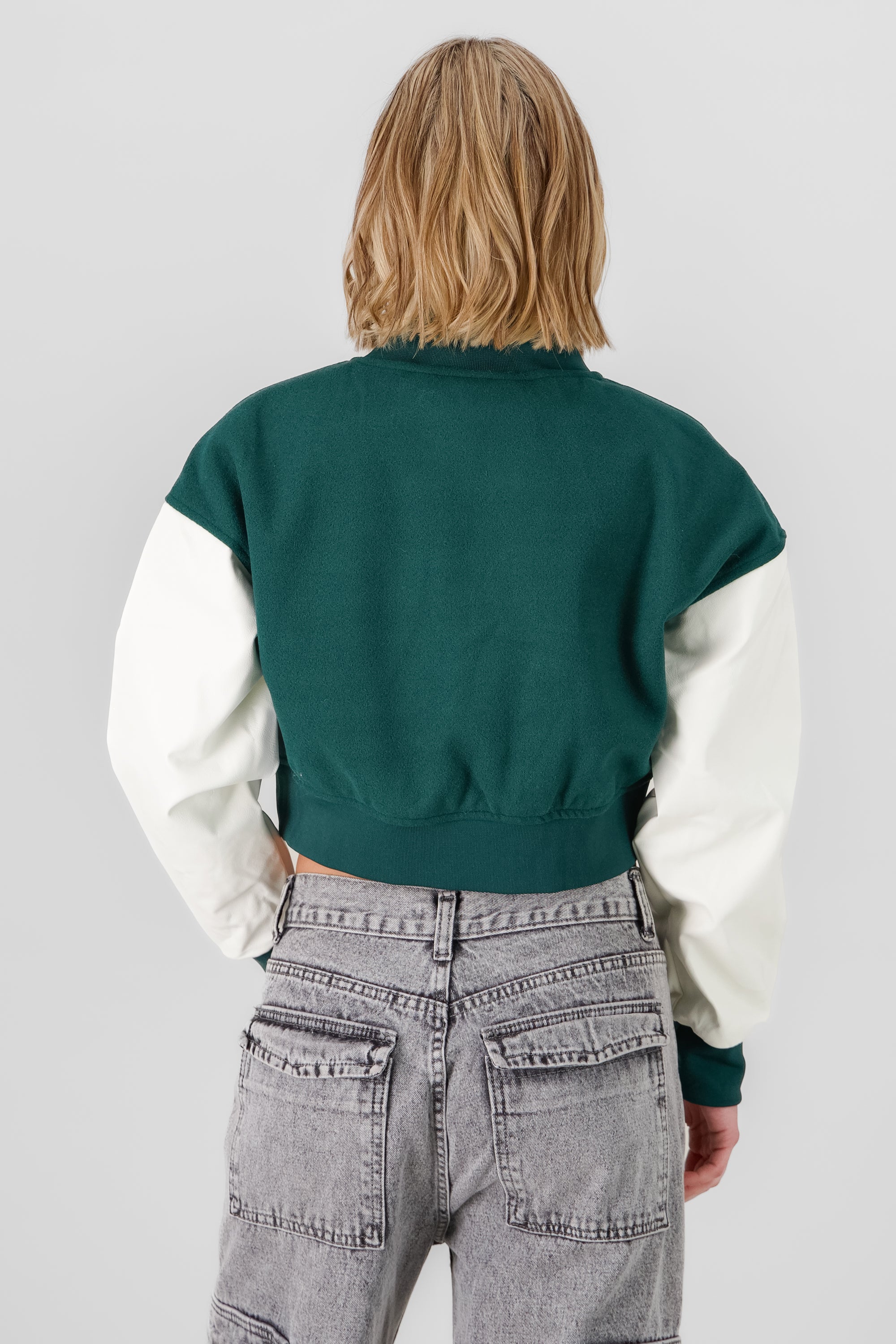 Bomber jacket contraste mangas VERDE CAZADOR