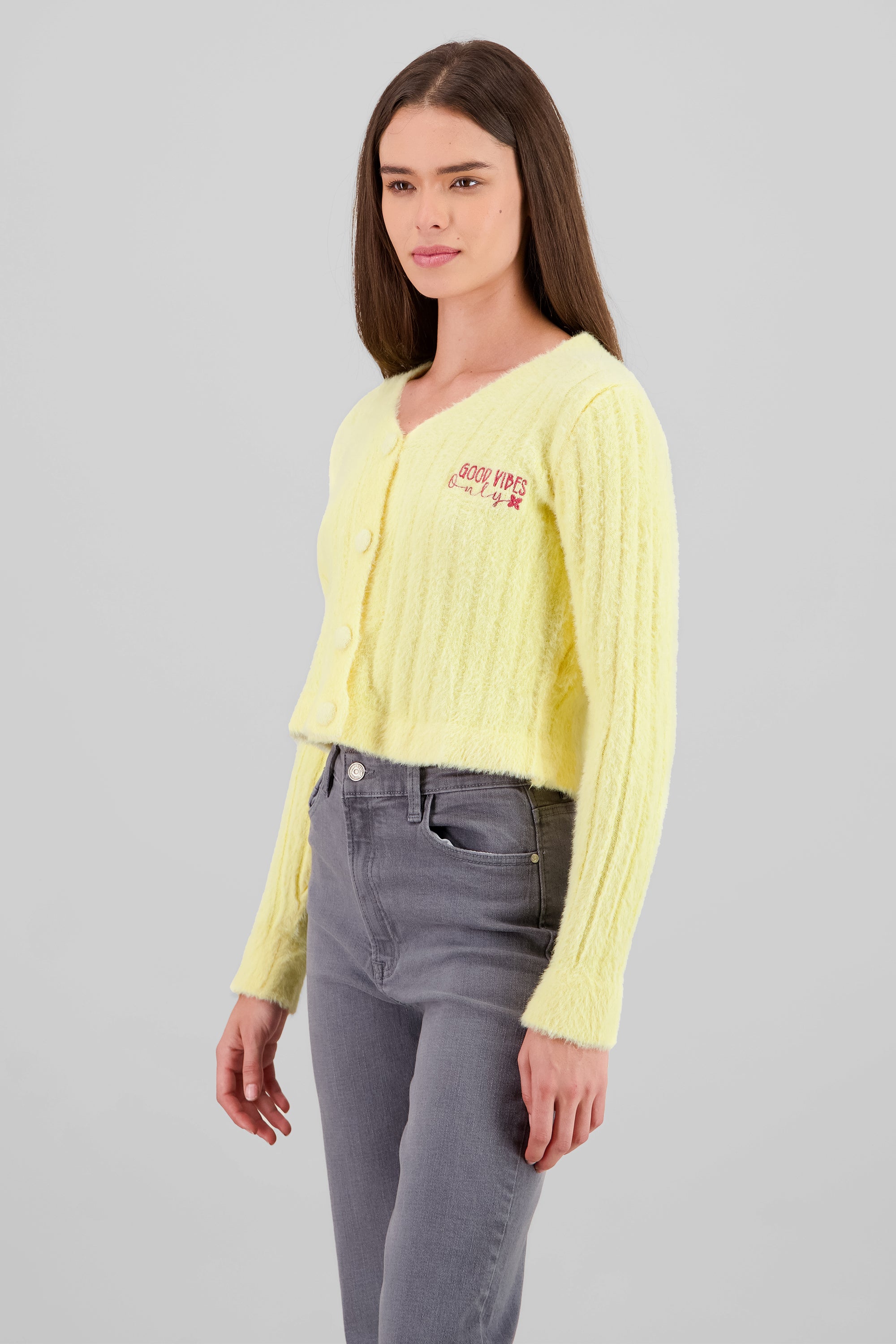 Cardigan suave detalle parche AMARILLO PASTEL