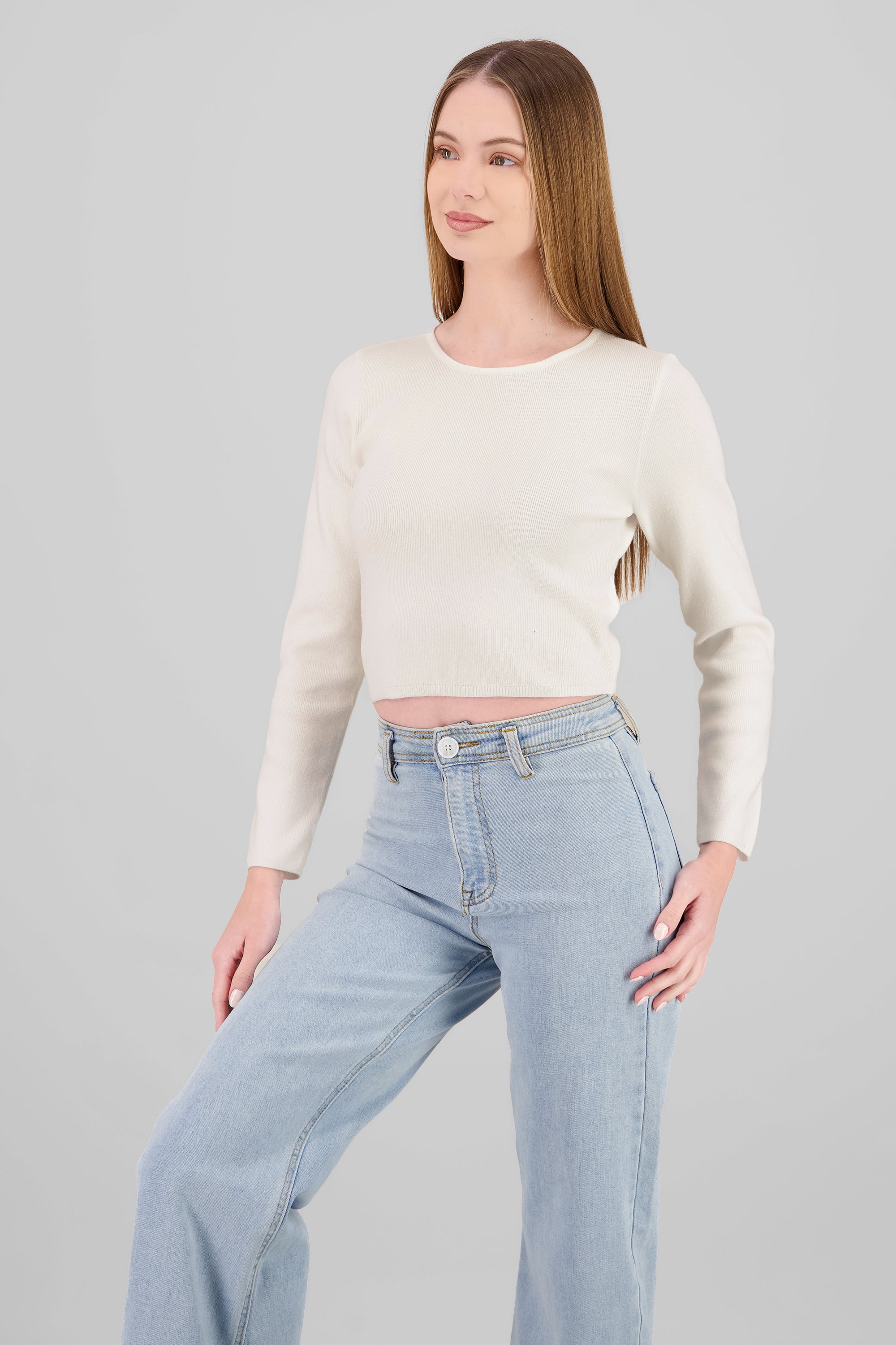 Sueter tejido cuello redondo