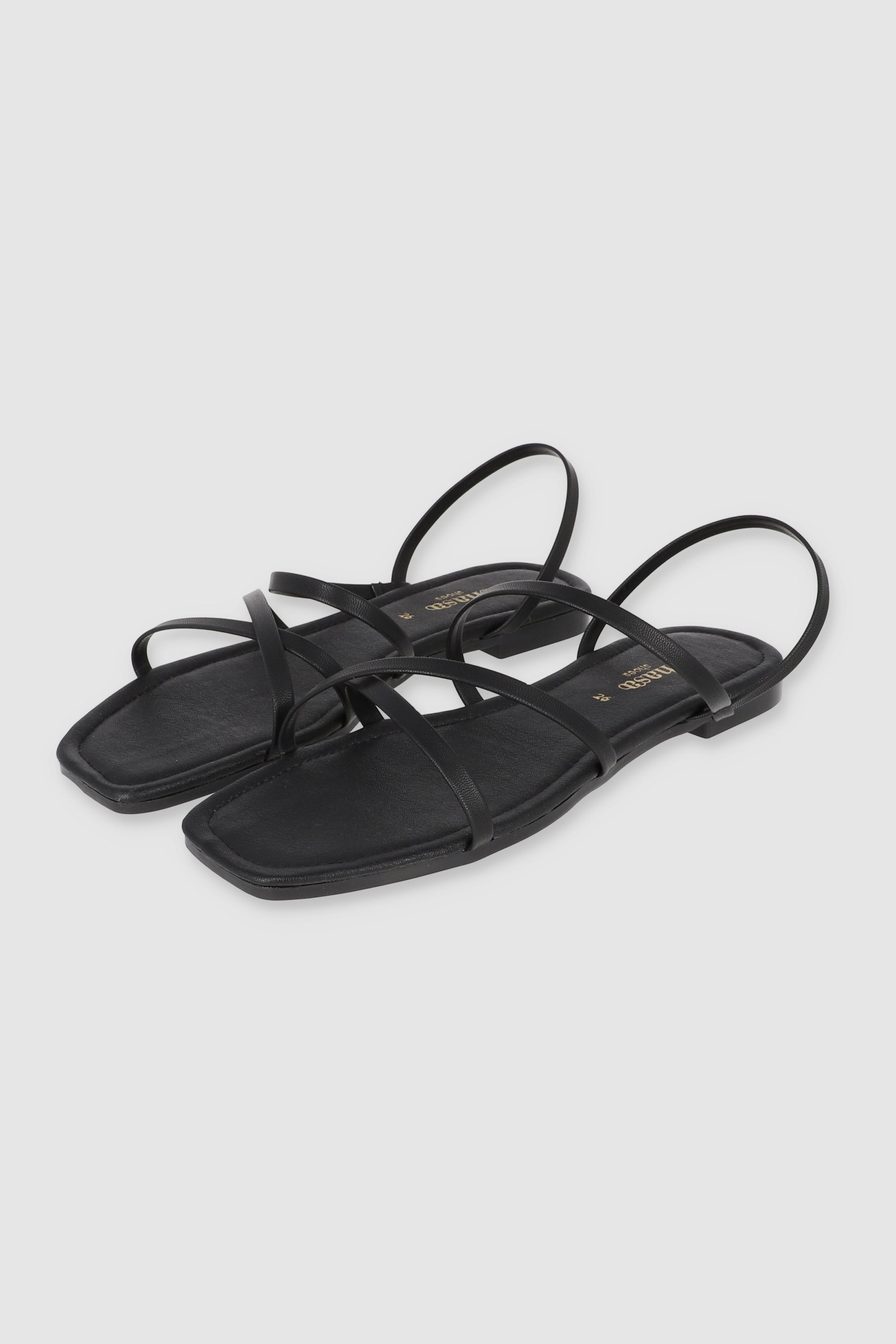 Sandalia tiras slingback NEGRO