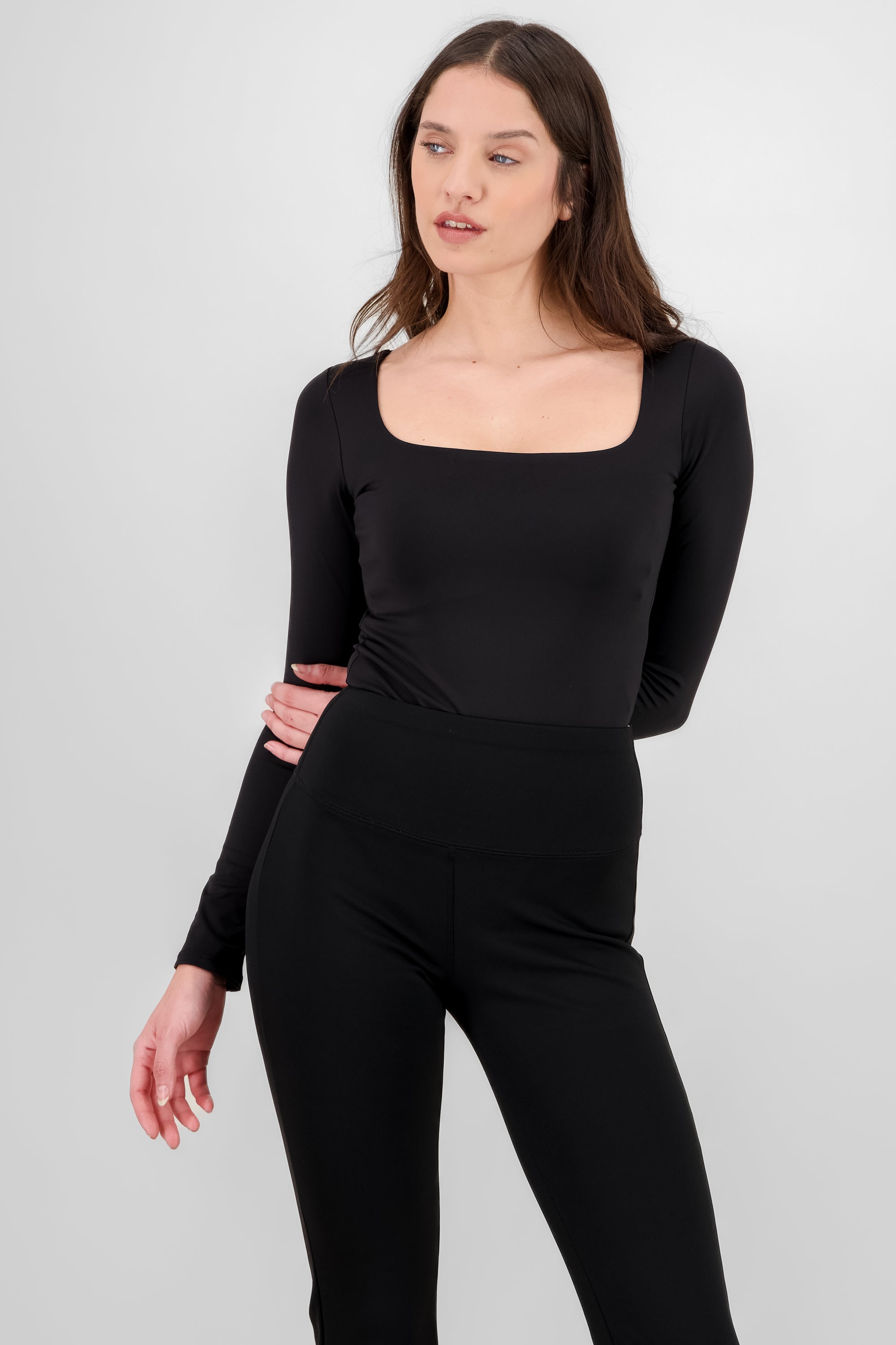 Bodysuit liso escote cuadrado yoga NEGRO