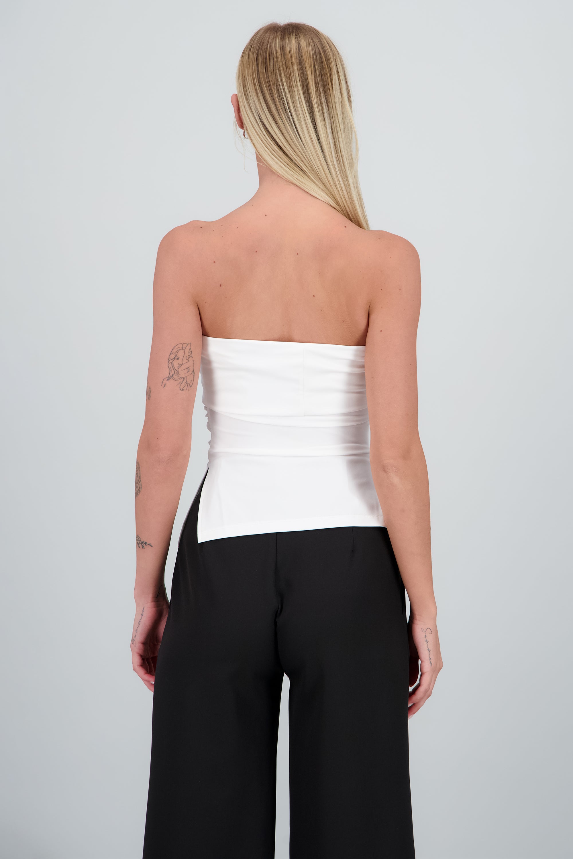 Top tubo con dobles escote HUESO