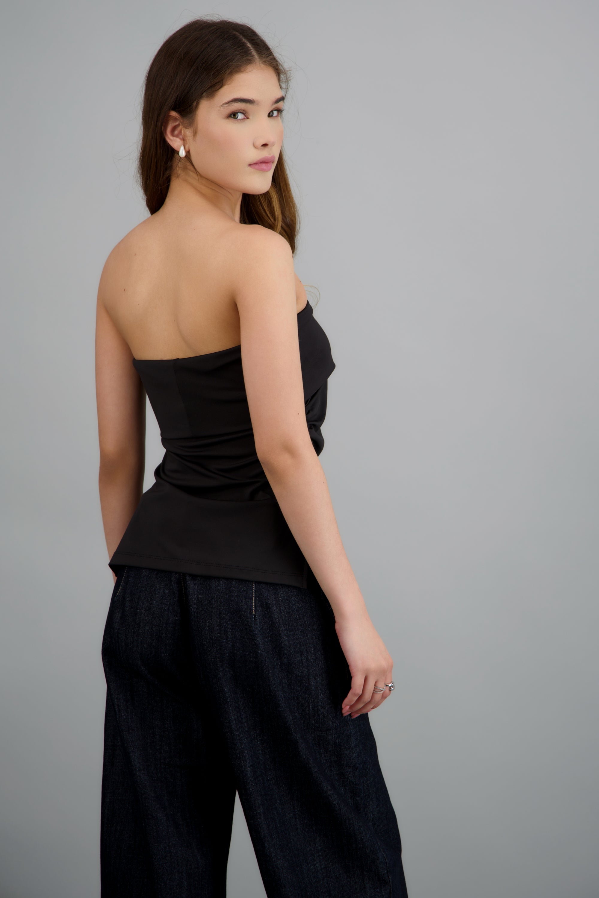 Top tubo con dobles escote NEGRO