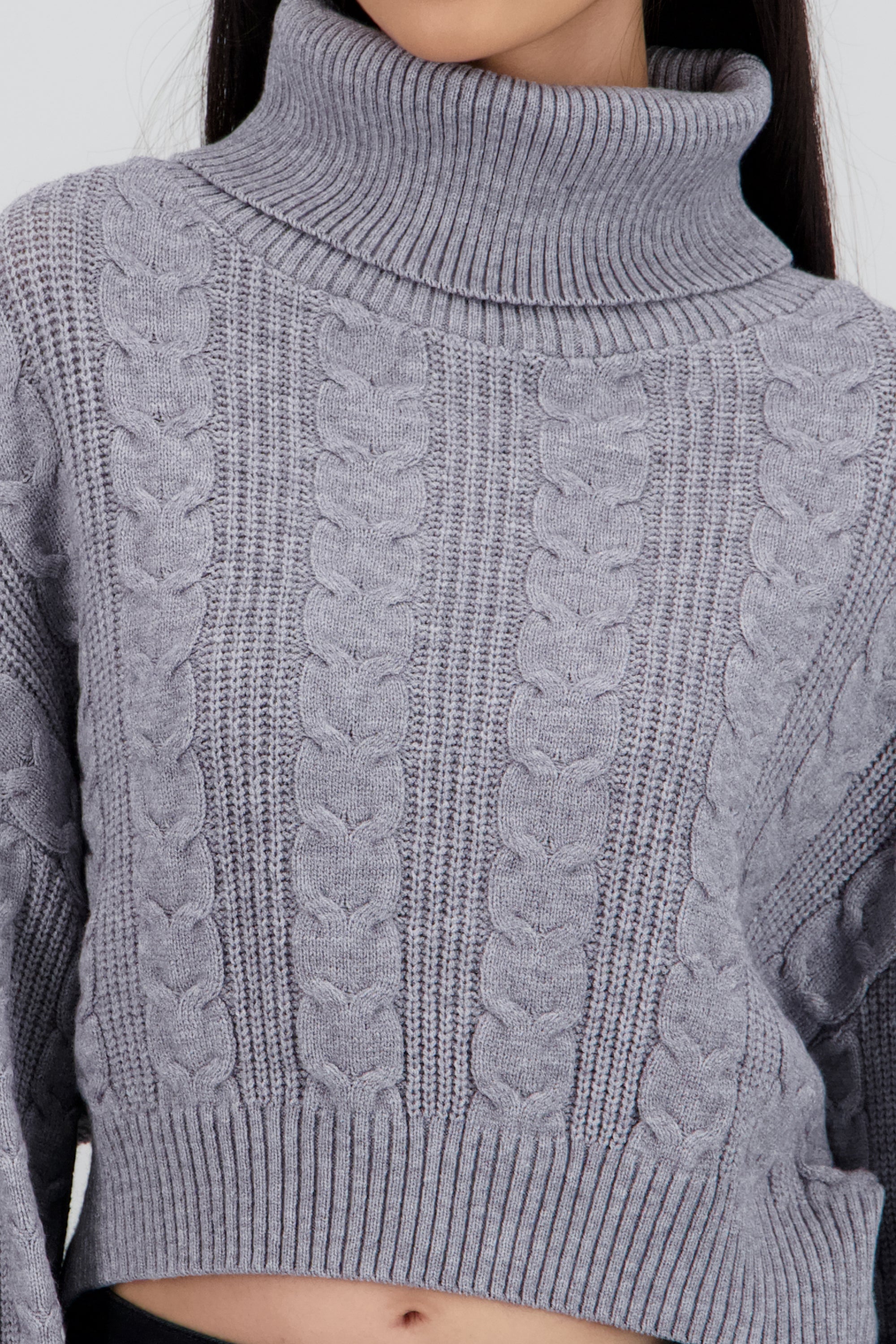Sueter tejido detalle textra cuello GRIS JASPE