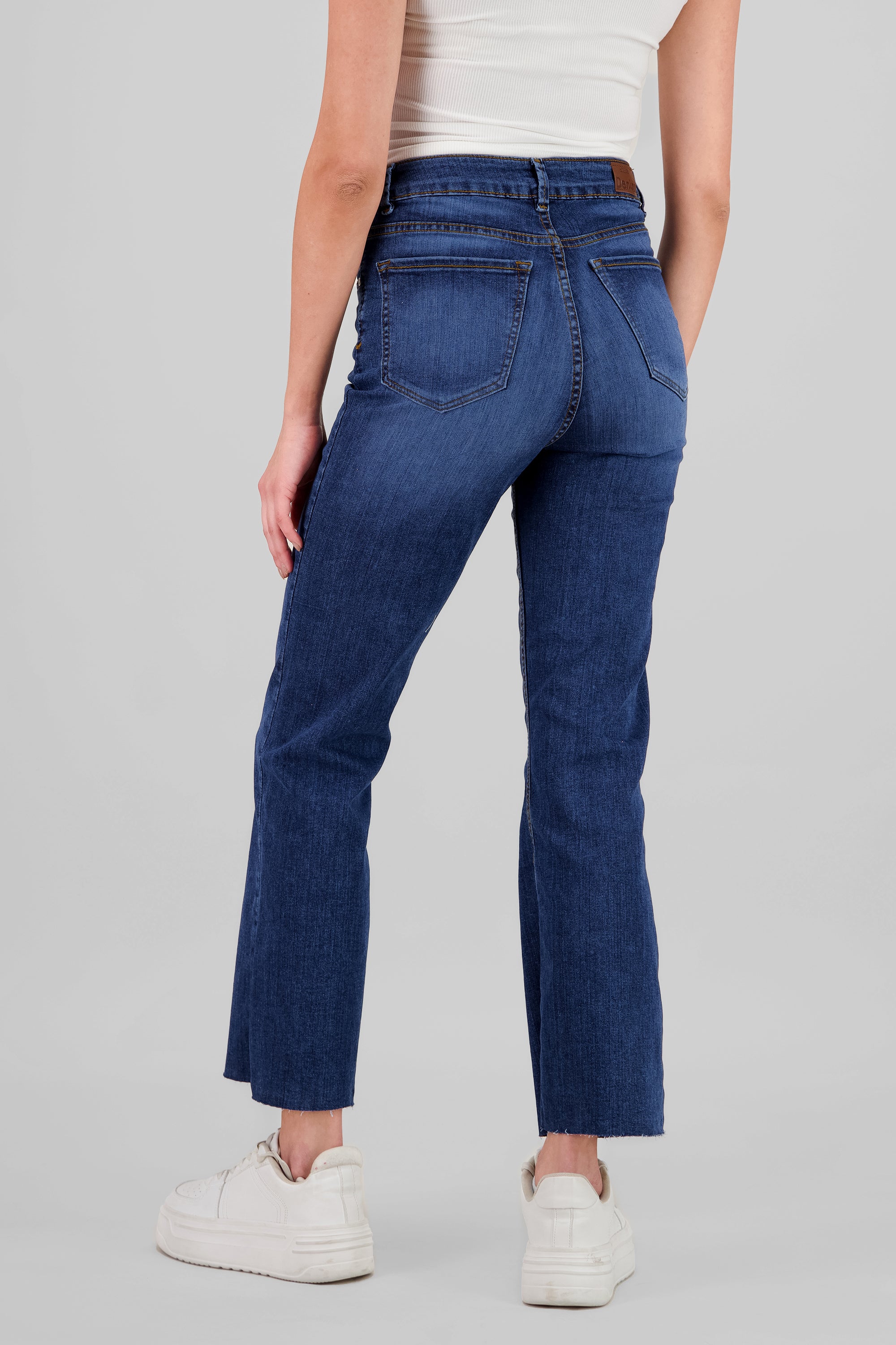 Jeans flare al corte DARK WASH