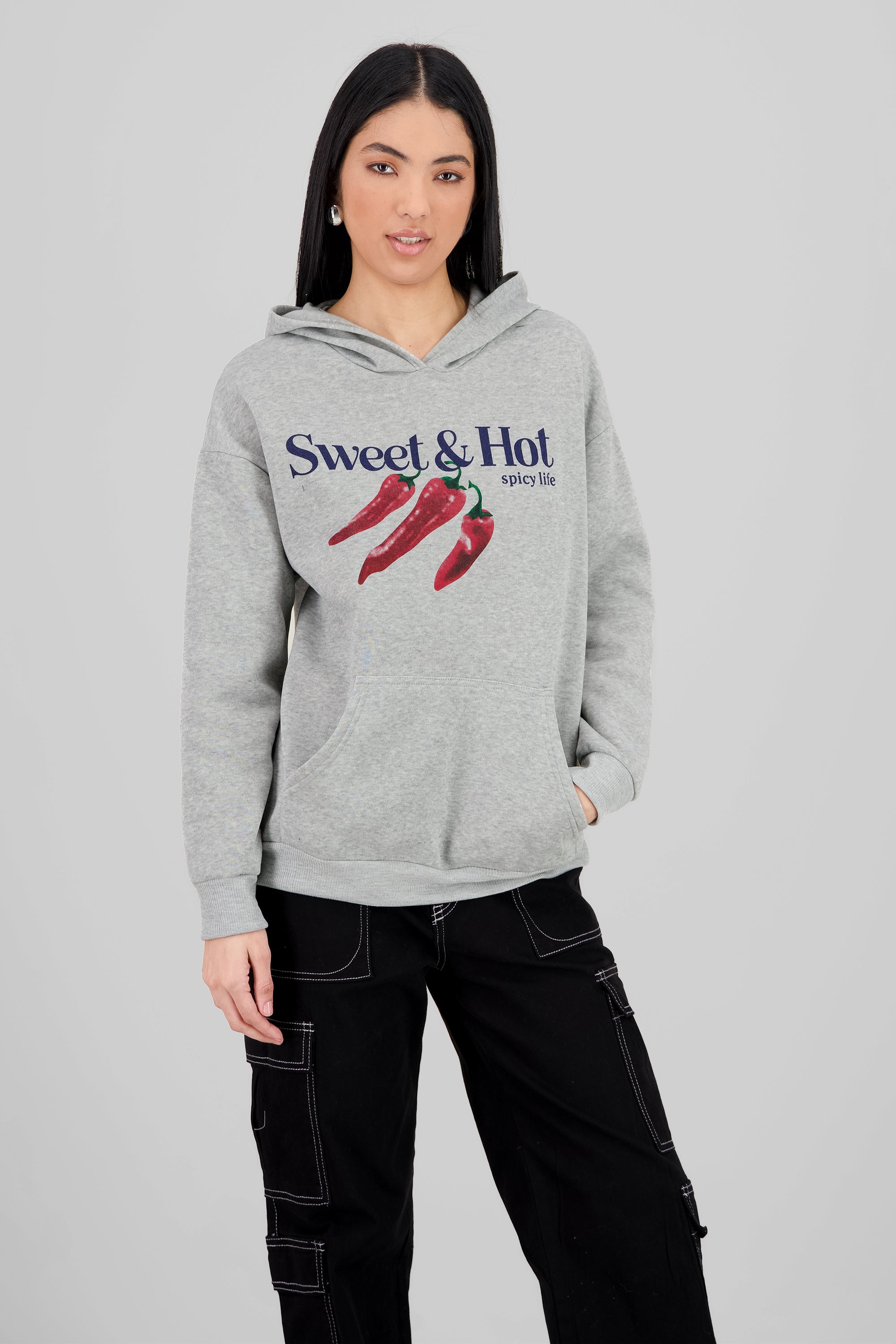 Sudadera estampado sweet & hot GRIS