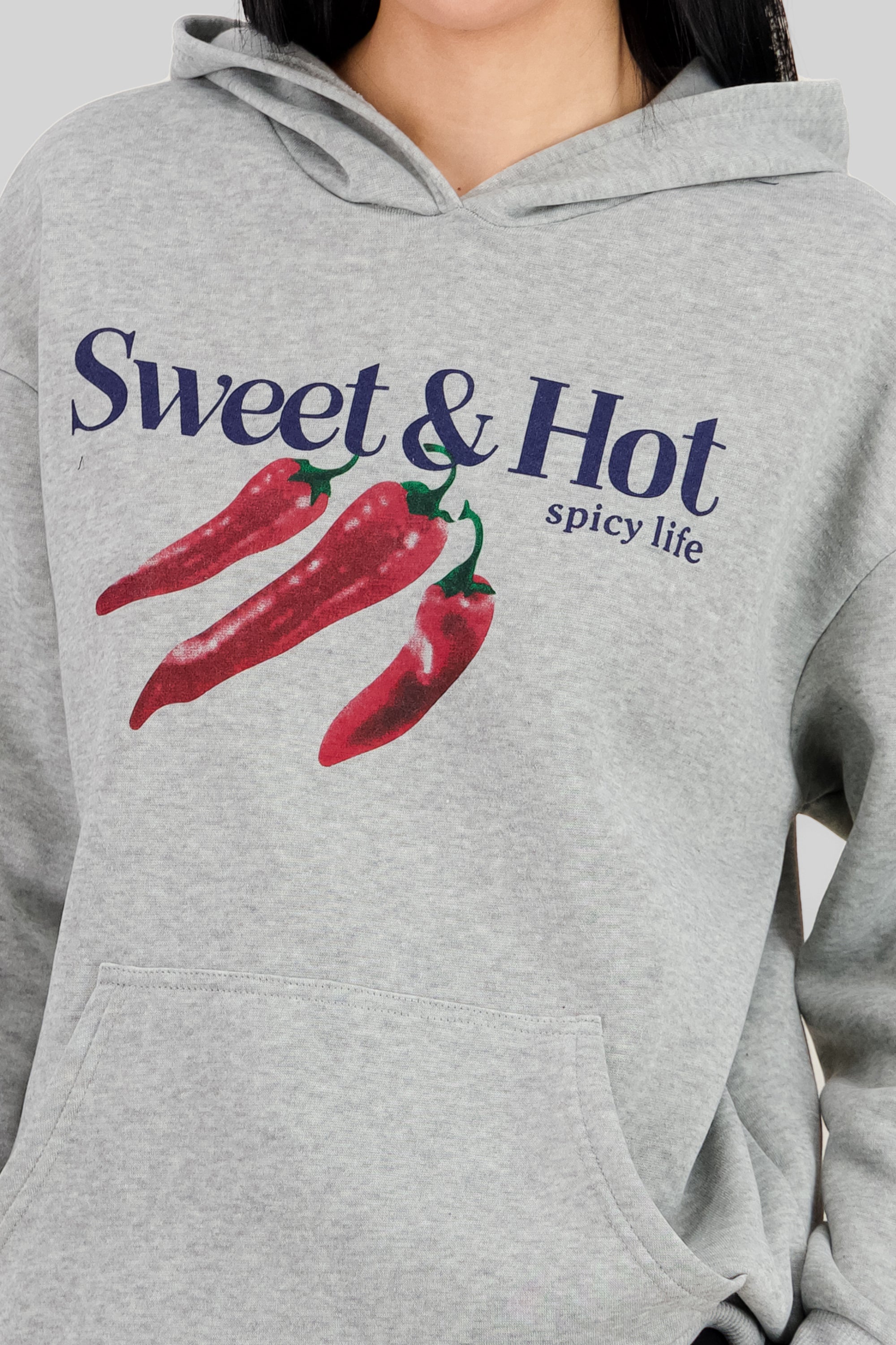 Sudadera estampado sweet & hot GRIS