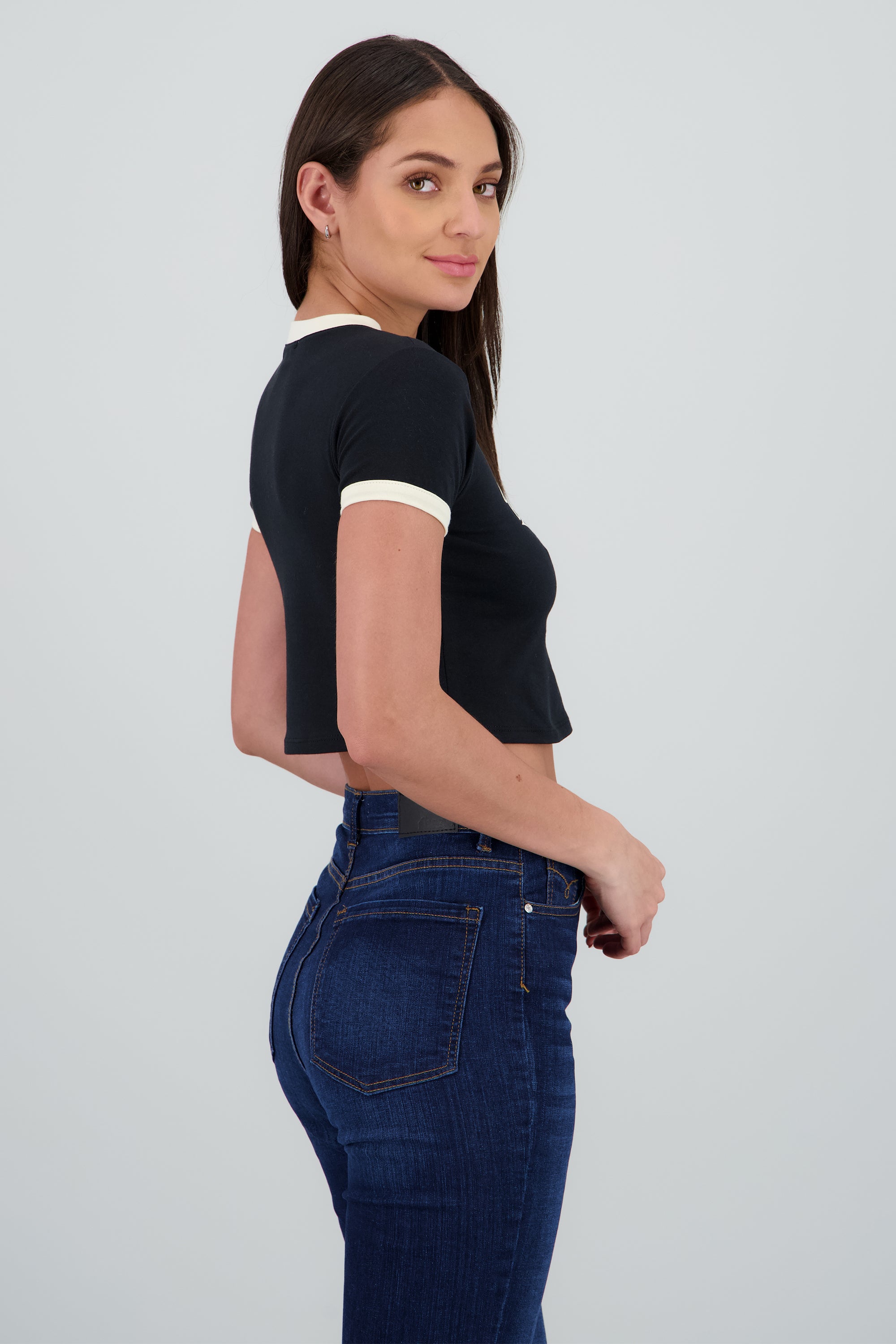 Playera contrastes boston NEGRO COMBO