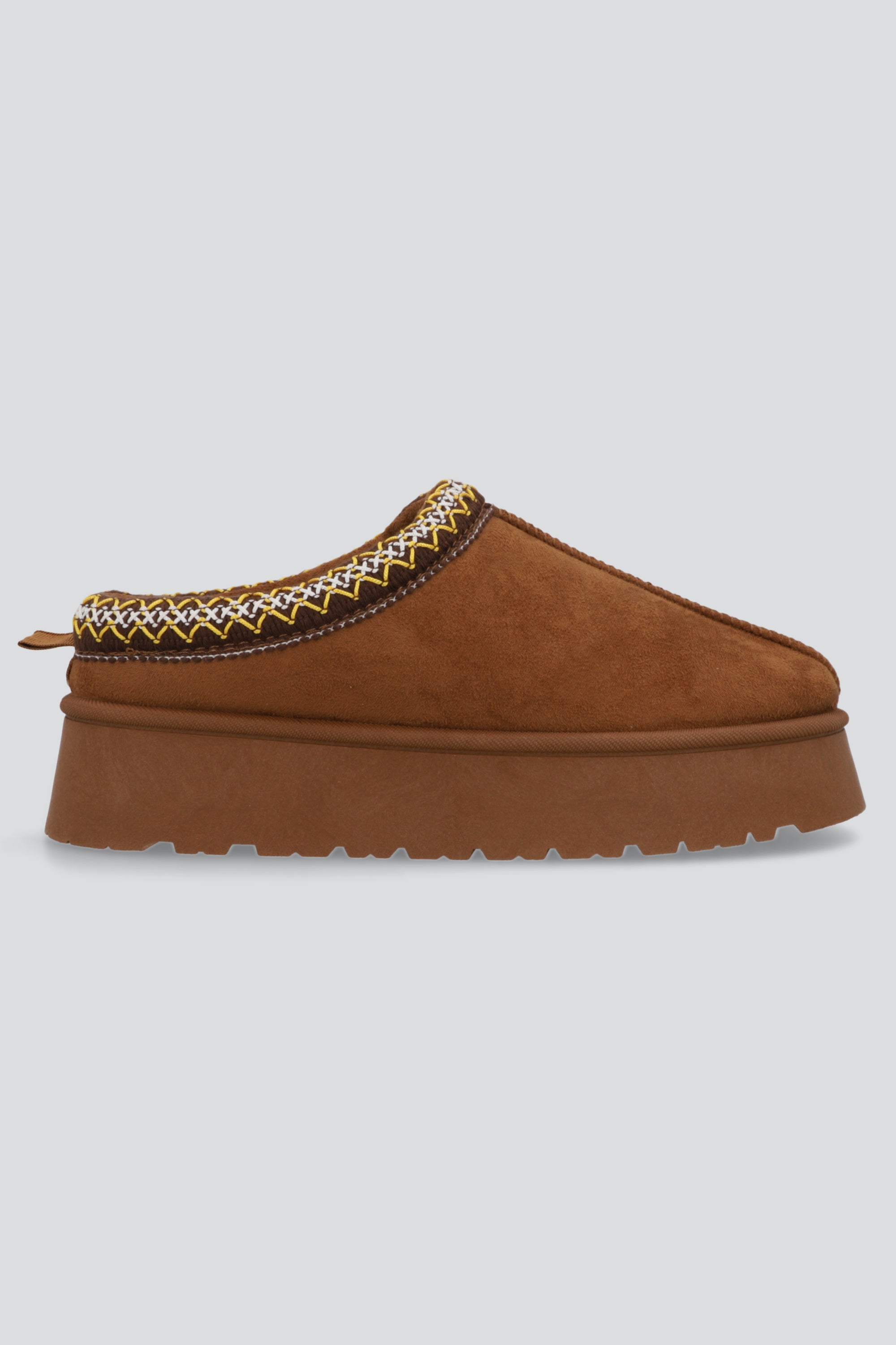 Zueco peluche franja TAN