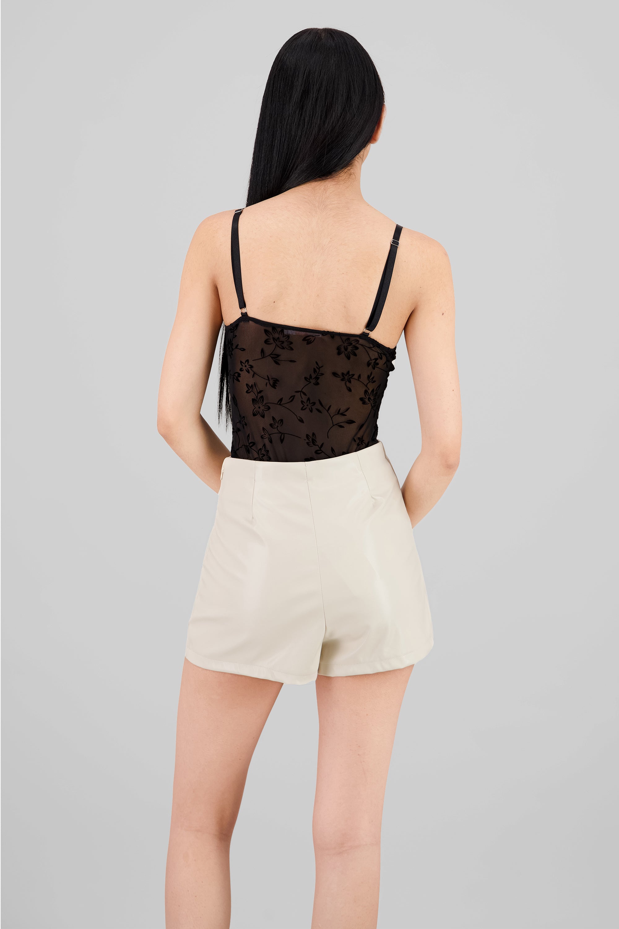 Bodysuit de encaje con copas NEGRO COMBO