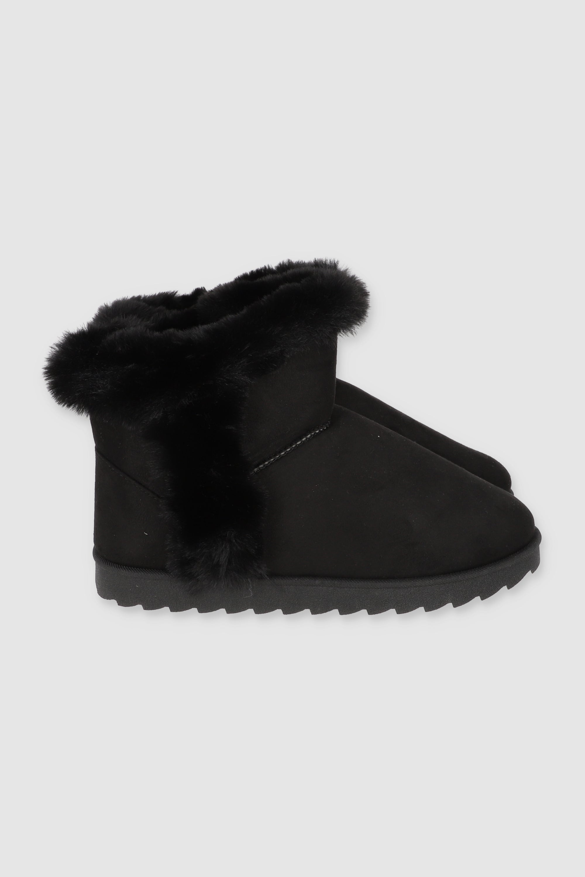 Bota peluche fluffy NEGRO